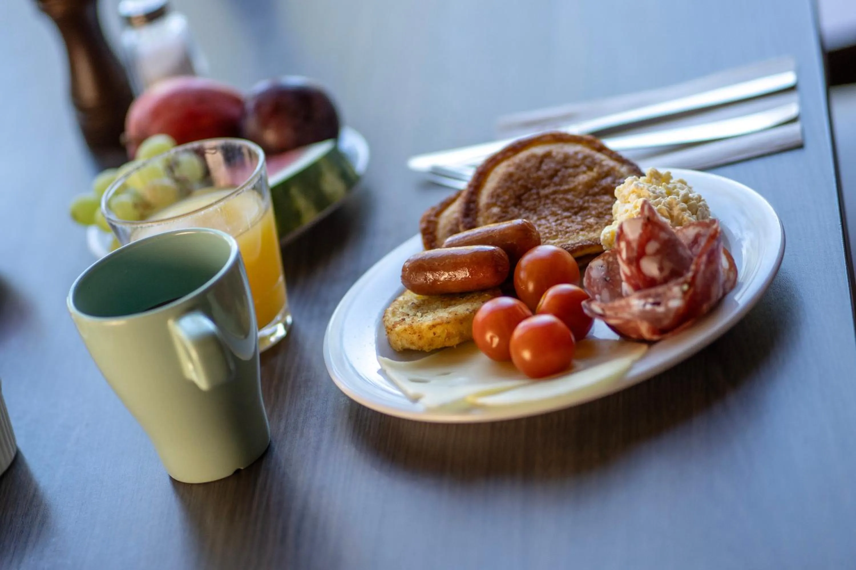 Restaurant/places to eat in Hotel Korpilampi