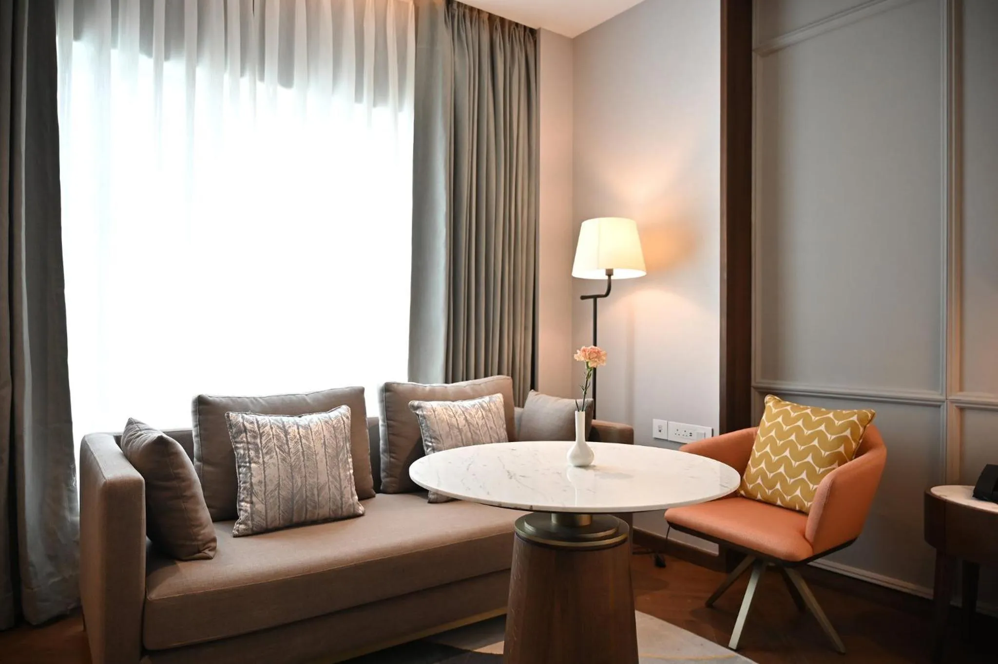 Photo of the whole room in Holiday Inn New Delhi Mayur Vihar Noida by IHG