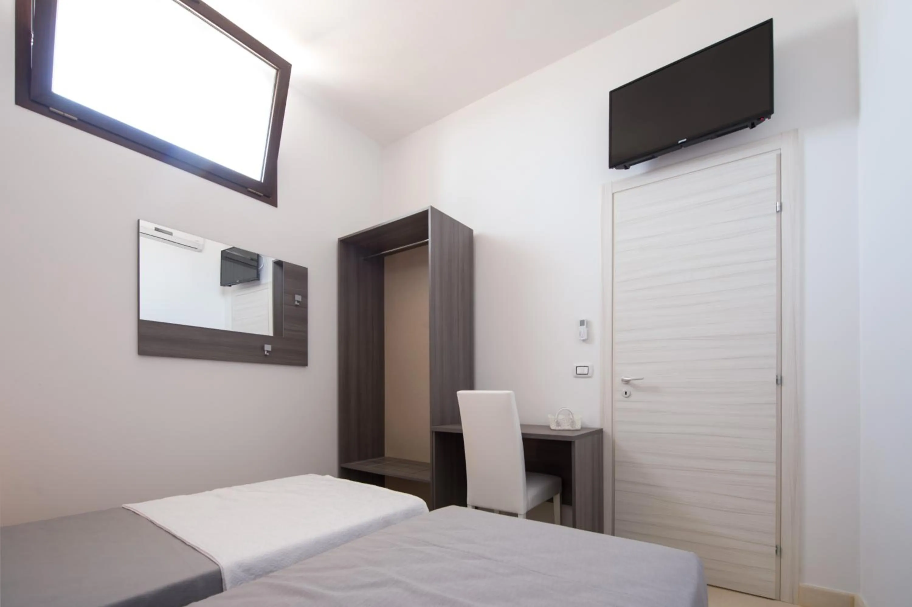 People in Villa Lupia