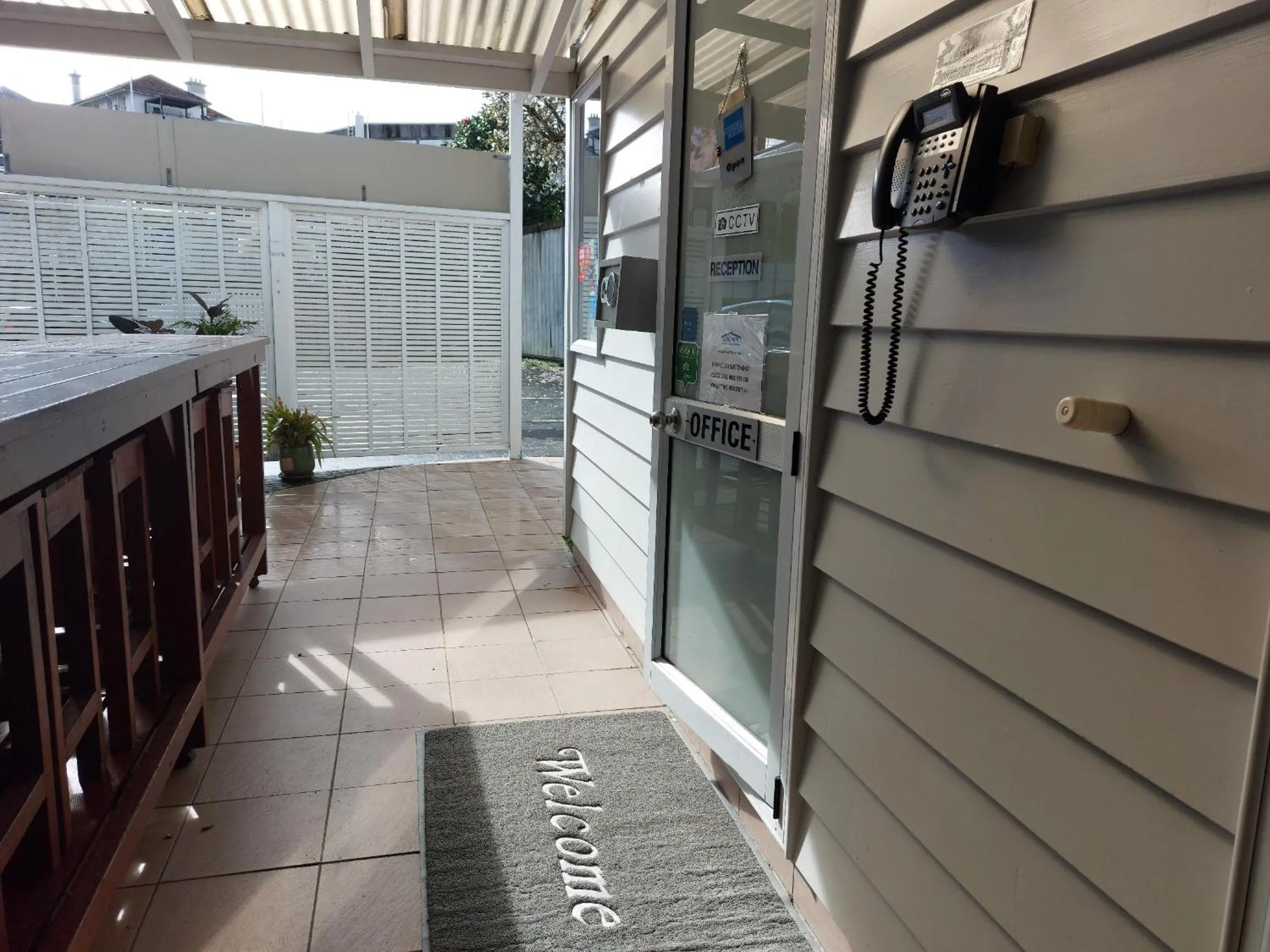 Lobby or reception in At Eden Park Motel