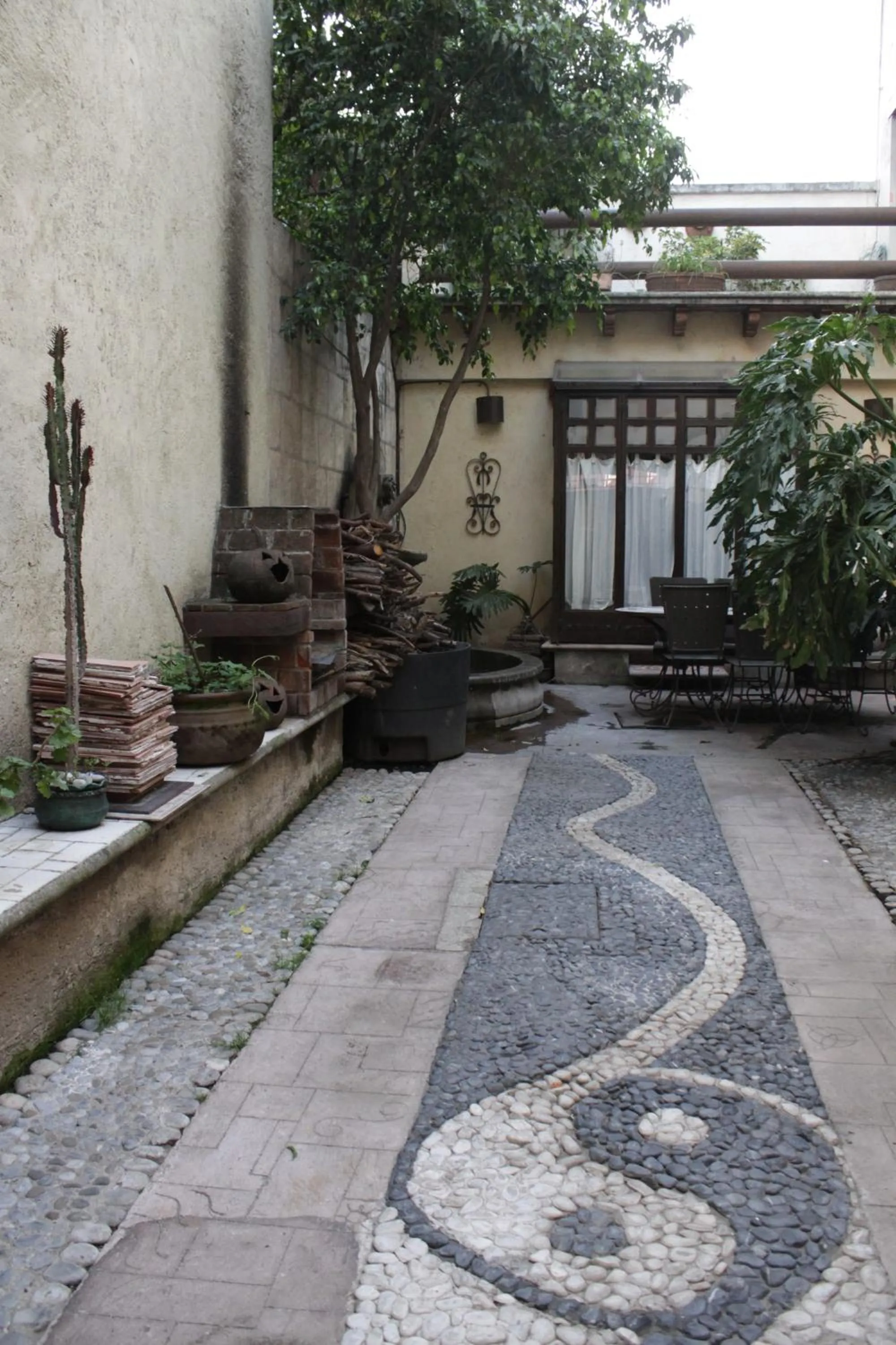 Patio in Calle Berlin Boutique