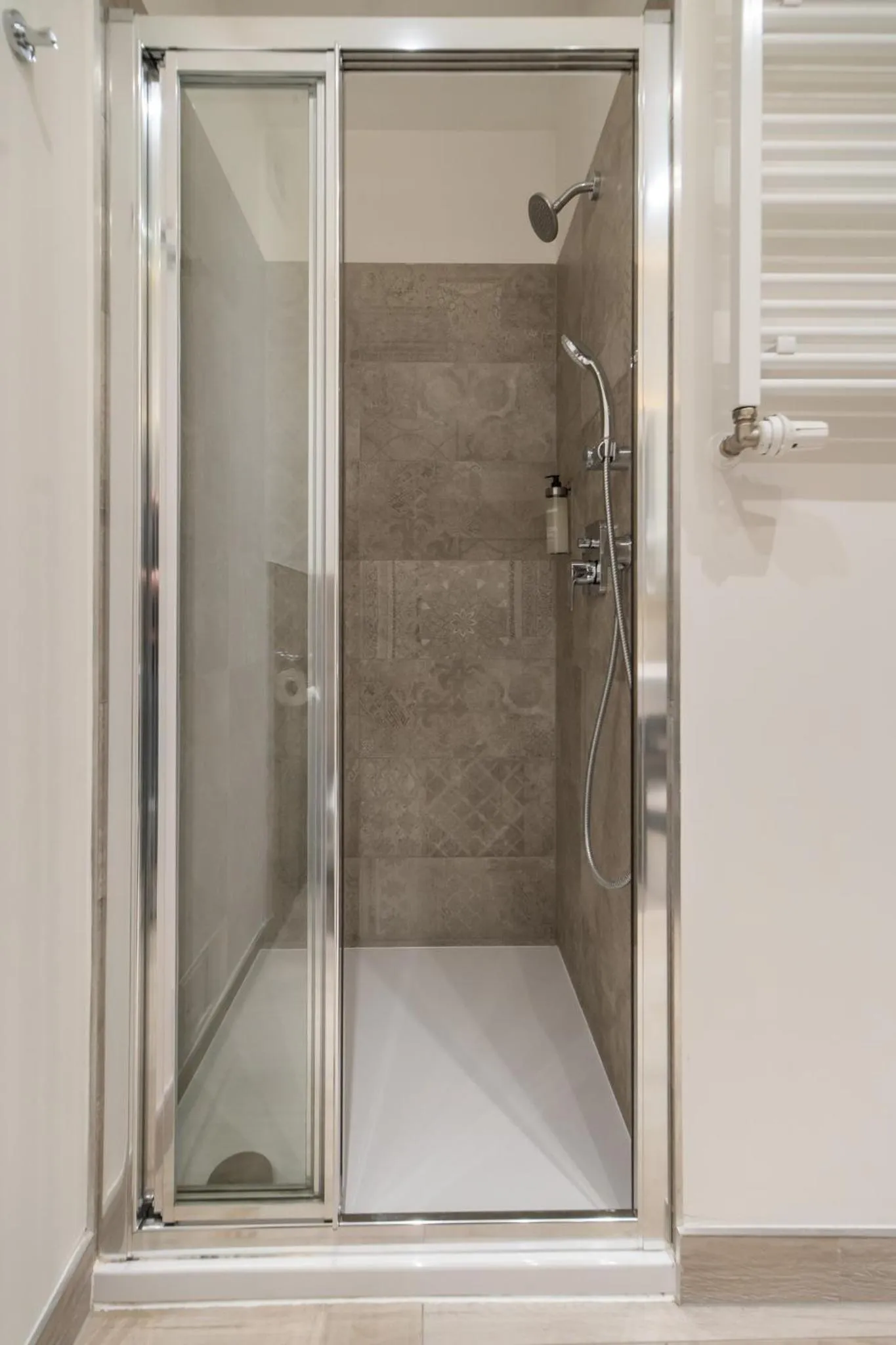 Shower in SeaPark Hotel Wellness & Spa