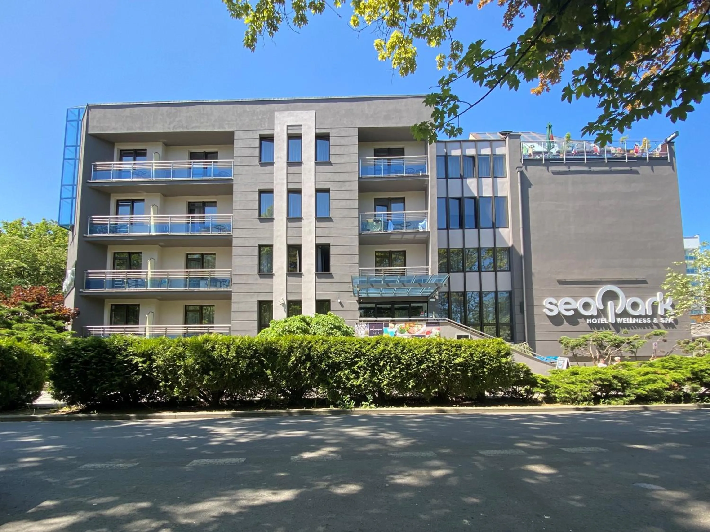 Property building in SeaPark Hotel Wellness & Spa