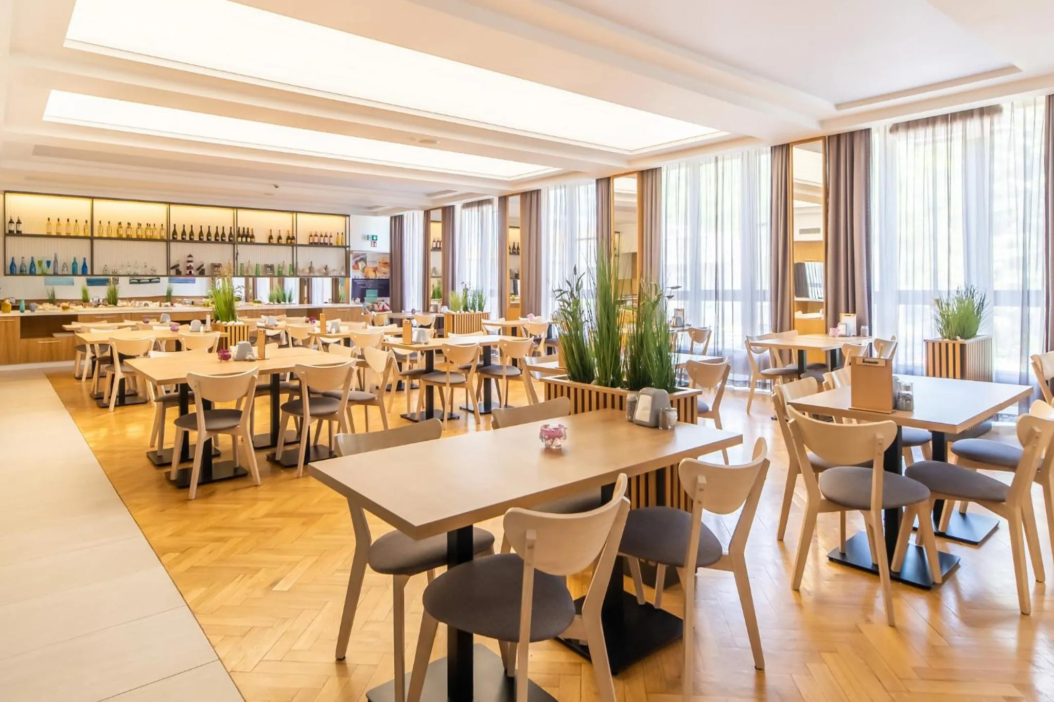 Restaurant/places to eat in SeaPark Hotel Wellness & Spa