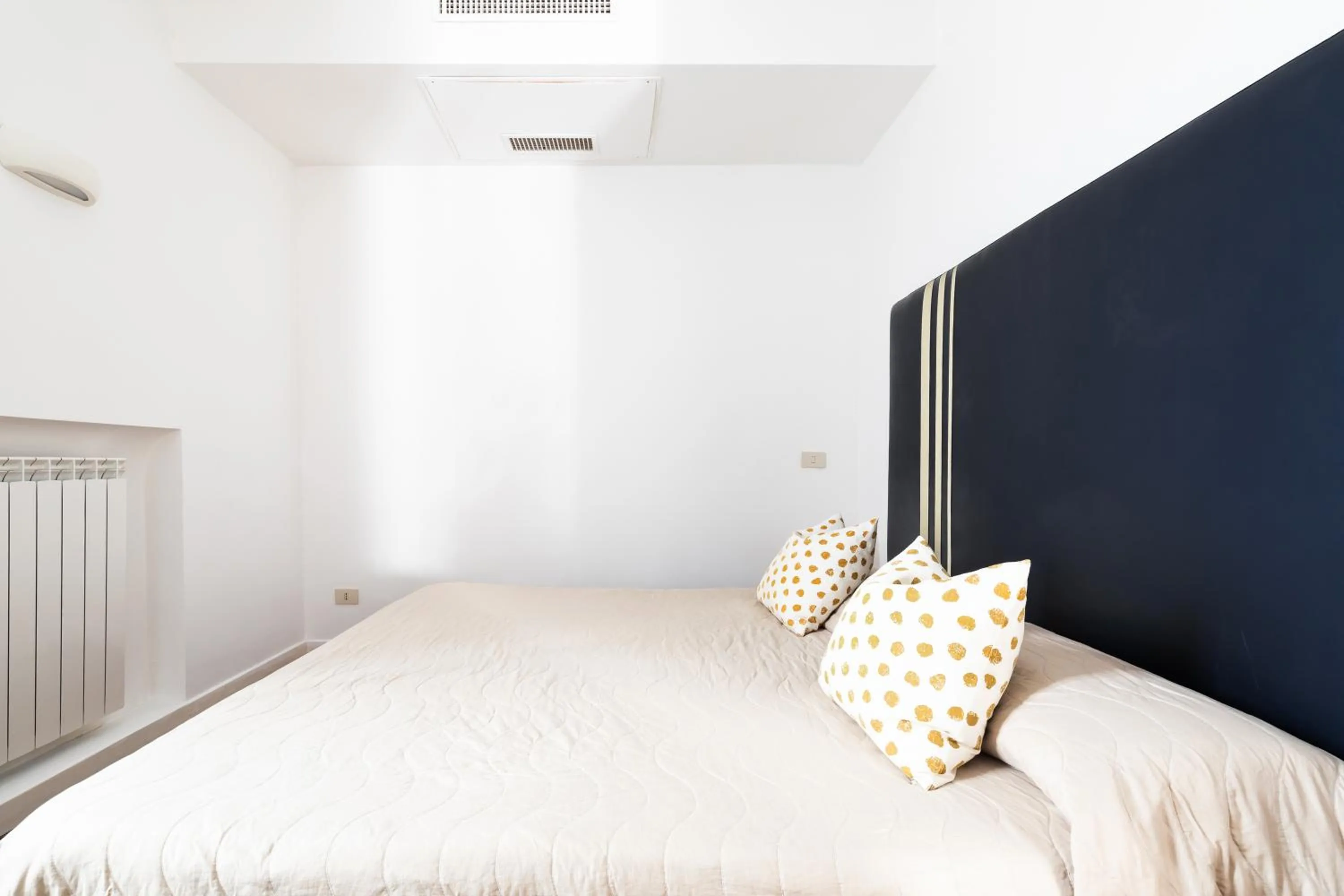 Bed in YourHome - Villa Sorrento