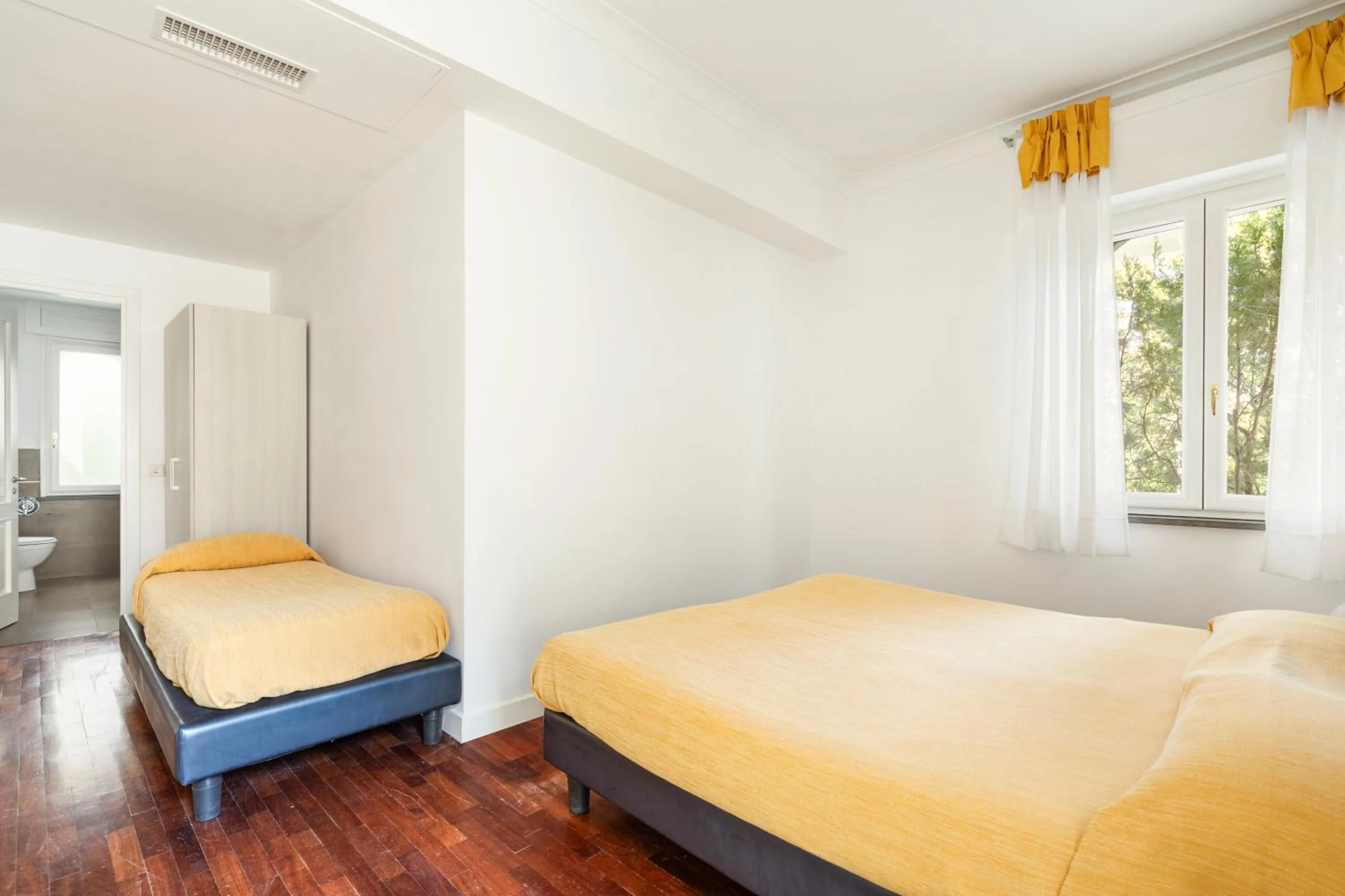 Bed in YourHome - Villa Sorrento