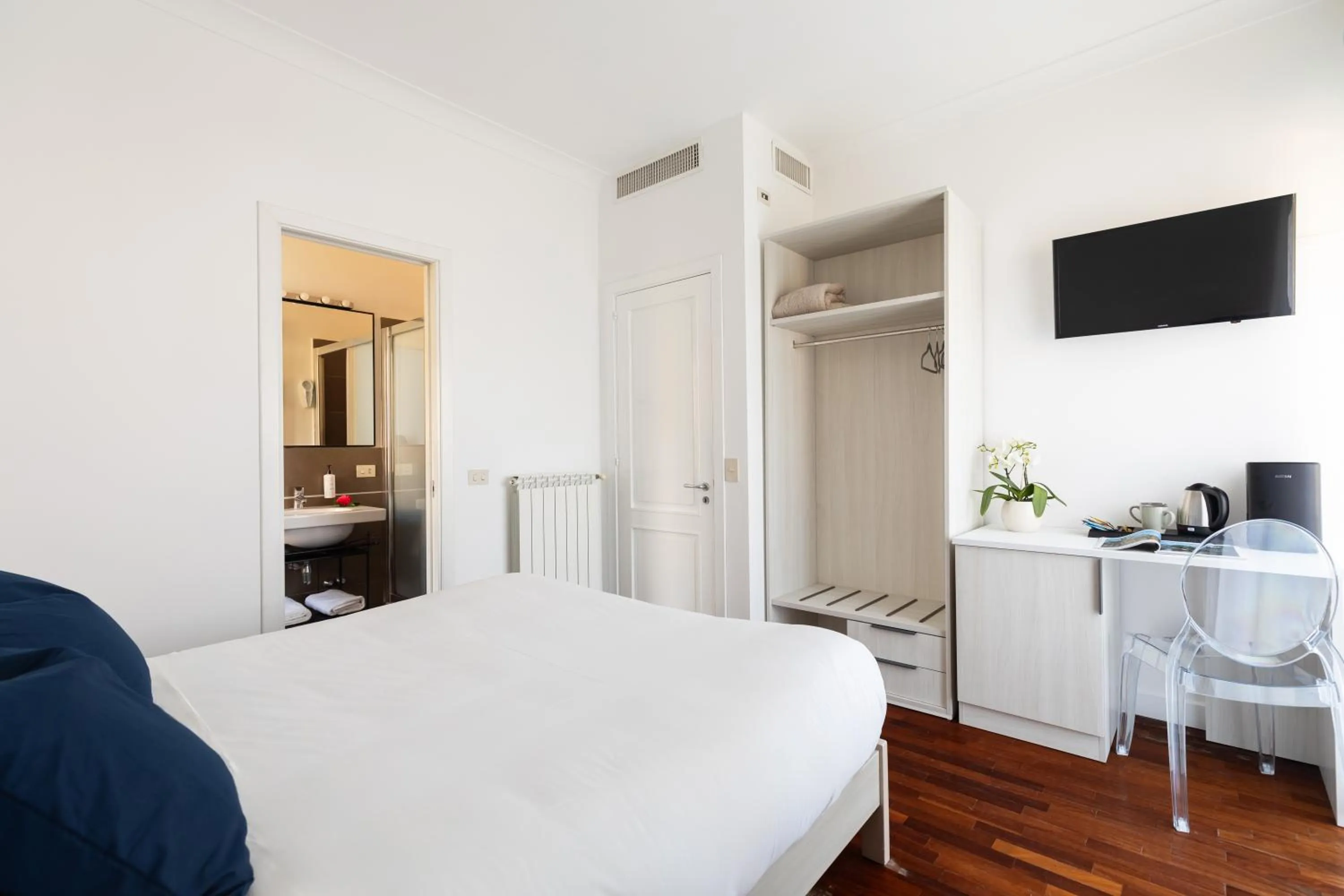 Bed in YourHome - Villa Sorrento