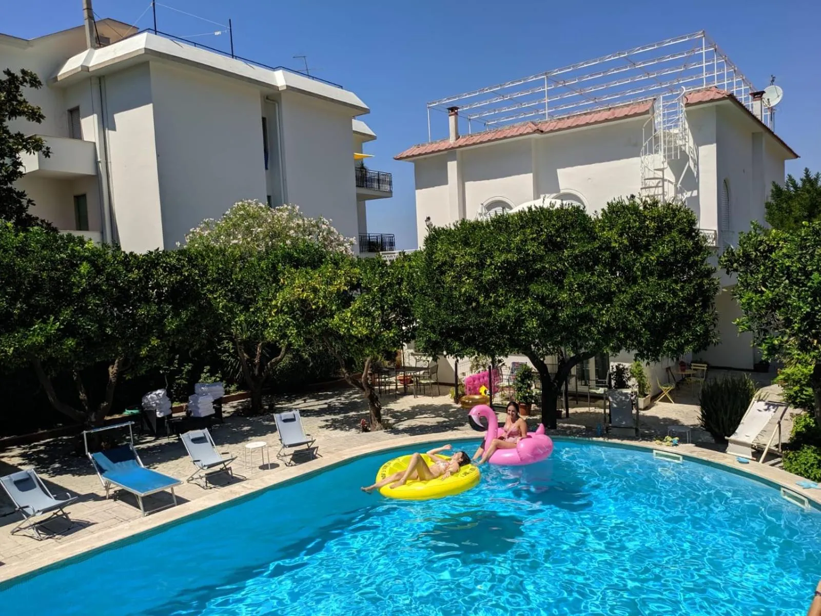 Swimming pool in YourHome - Villa Sorrento