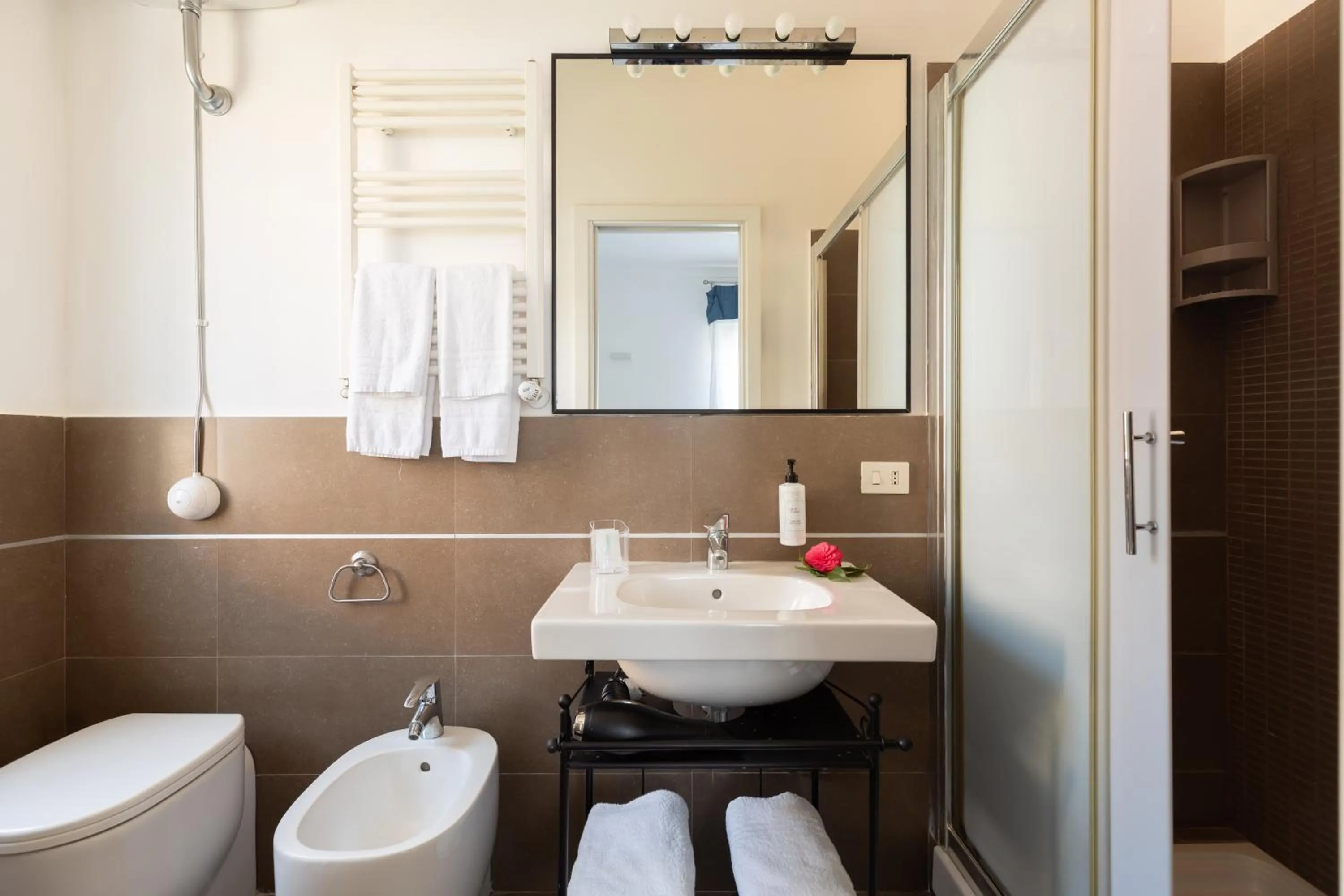 Shower in YourHome - Villa Sorrento