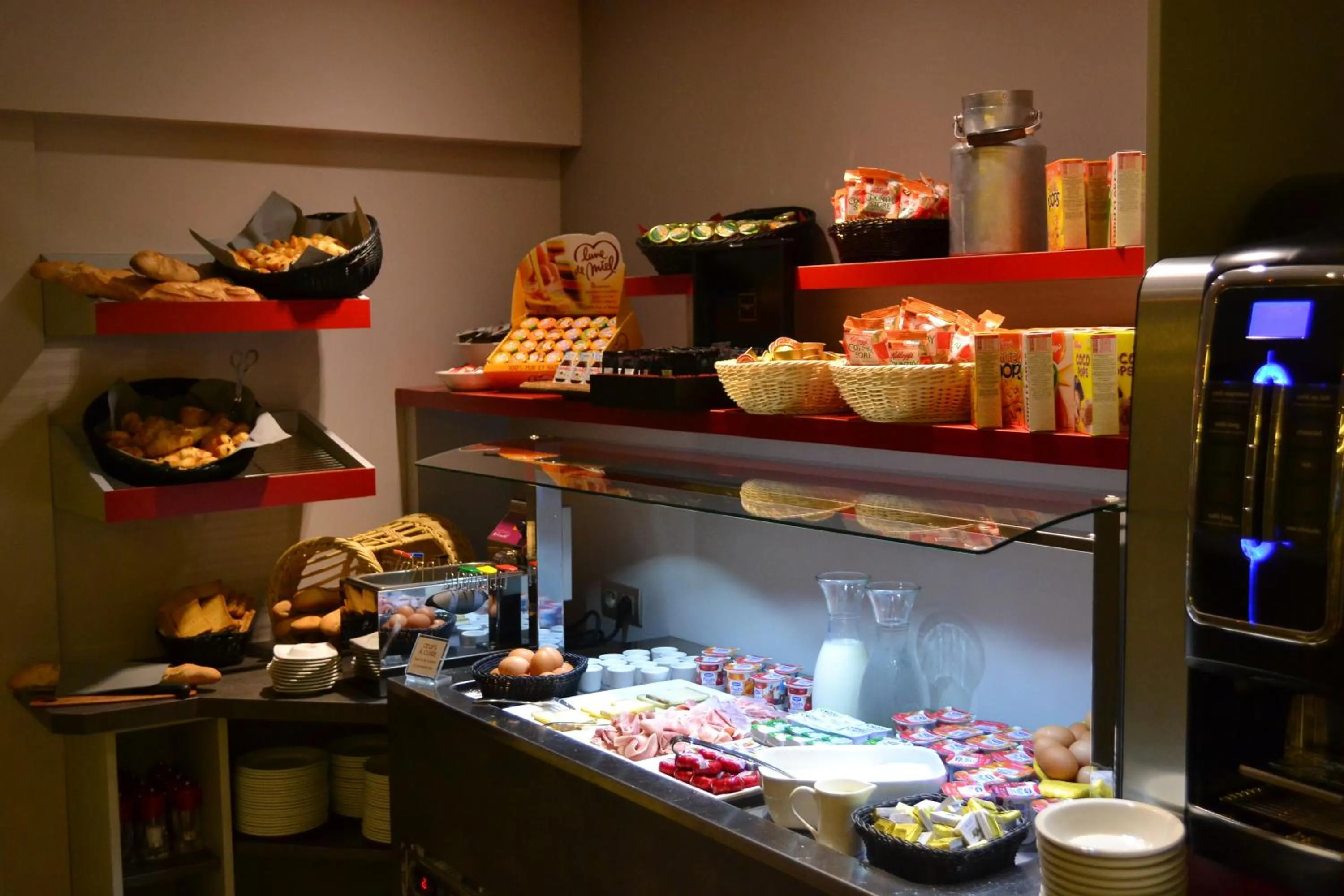 Restaurant/places to eat in La Table de Gustave