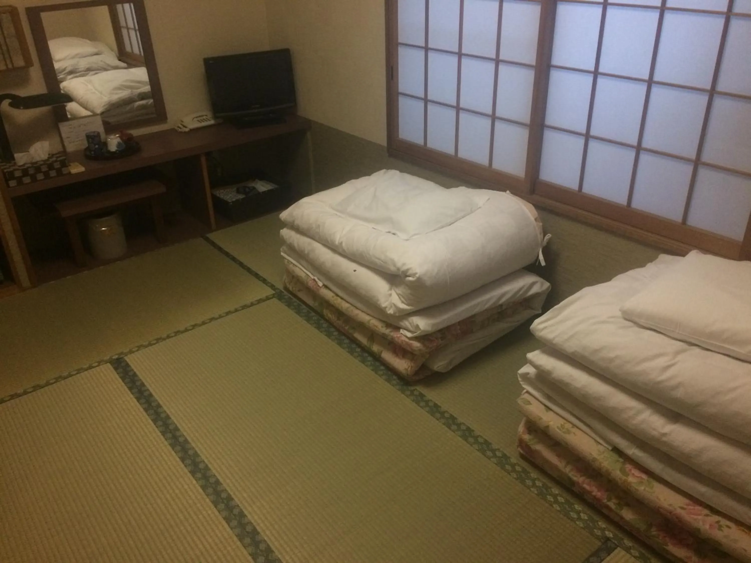 Photo of the whole room, Bed in Ryokan Meiryu