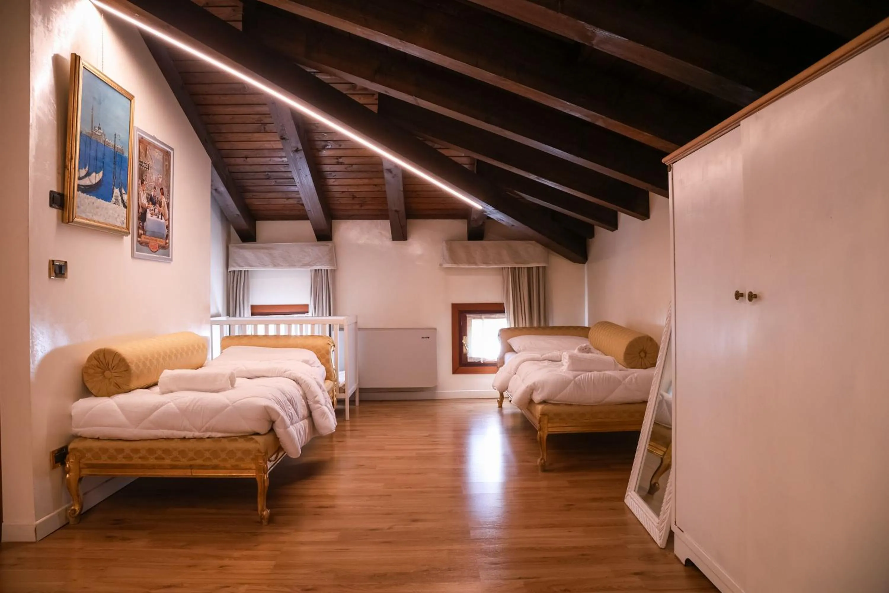 Bed in Hotel Villa Sara