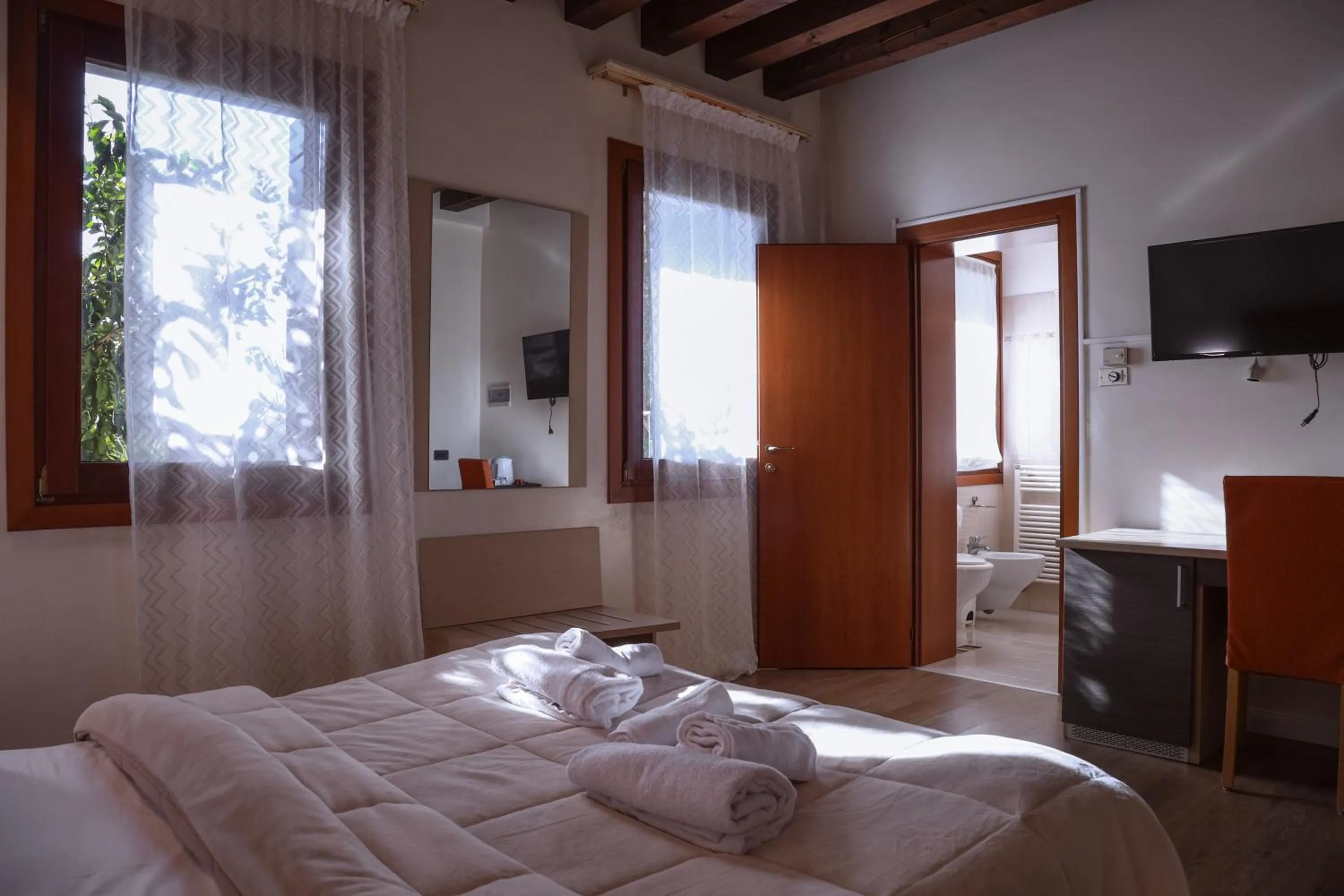 Bed in Hotel Villa Sara