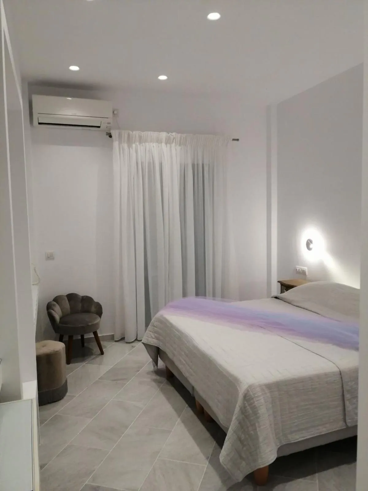 Bedroom, Bed in Doukissa