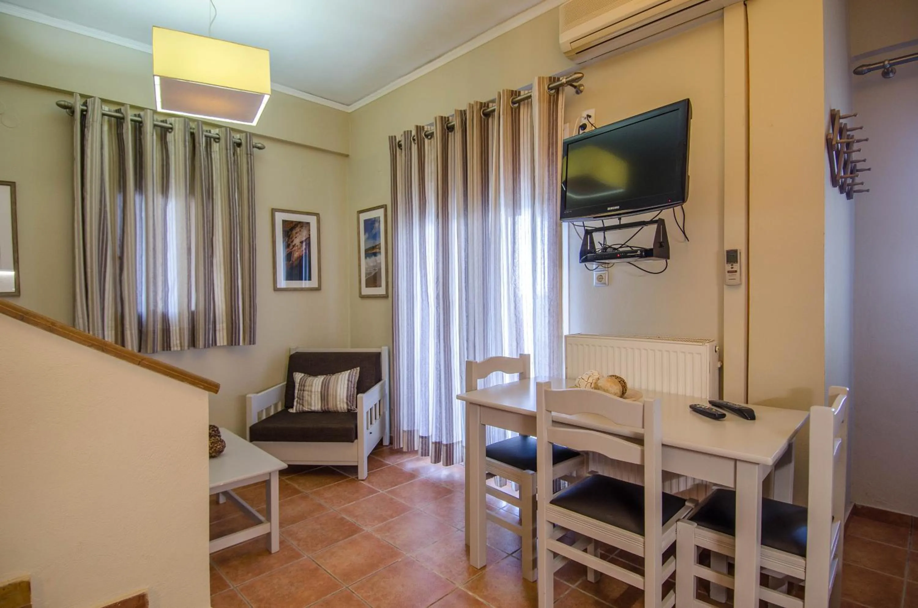 Plaka Studios