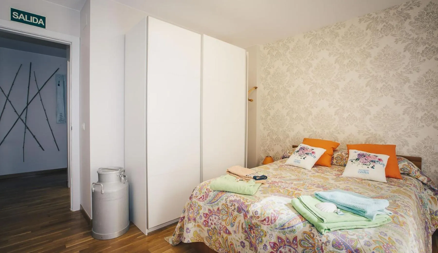 Photo of the whole room, Bed in Casa Ferran, amplias habitaciones y apartamentos de montaña