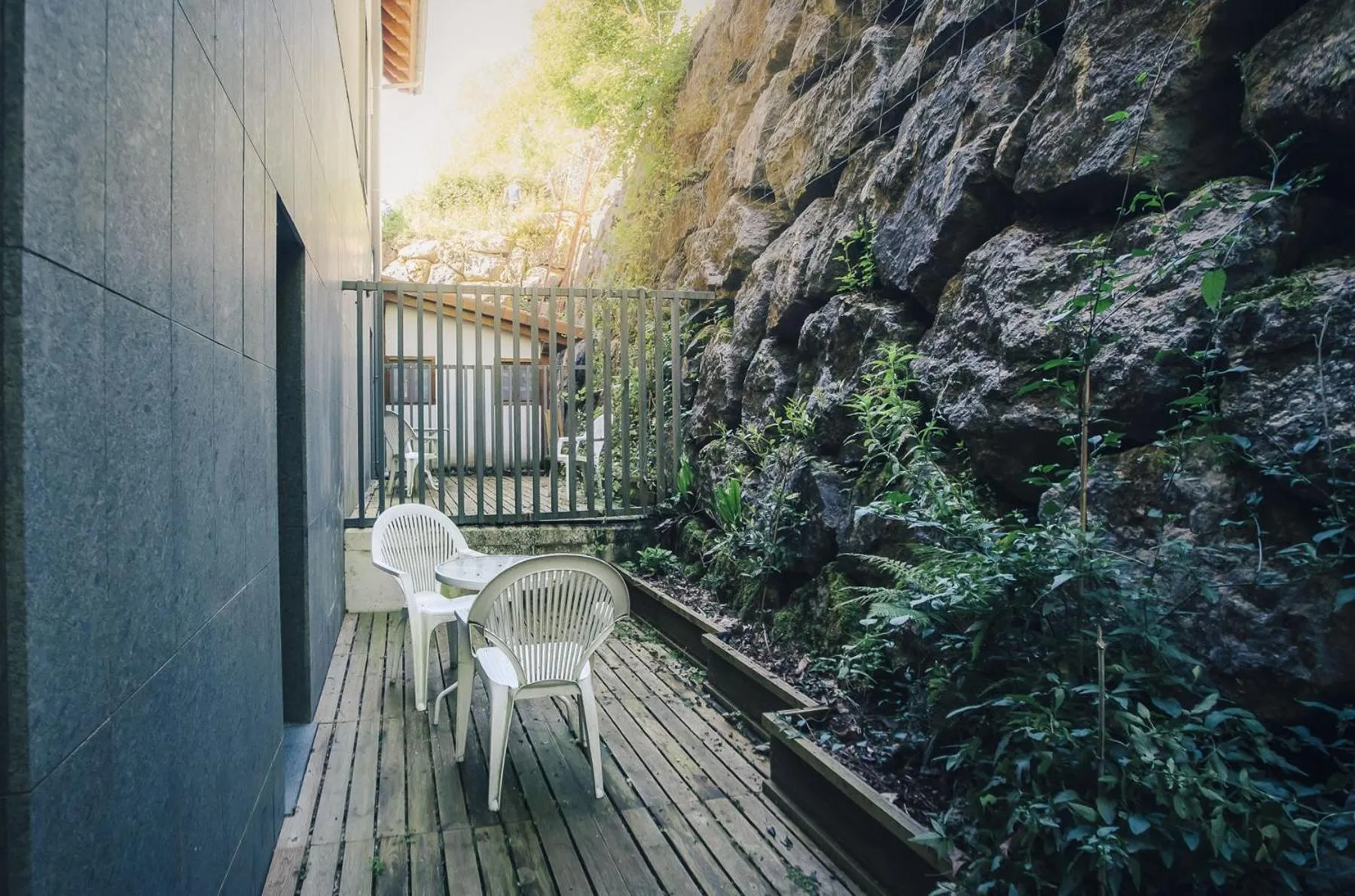 Balcony/Terrace in Casa Ferran, amplias habitaciones y apartamentos de montaña
