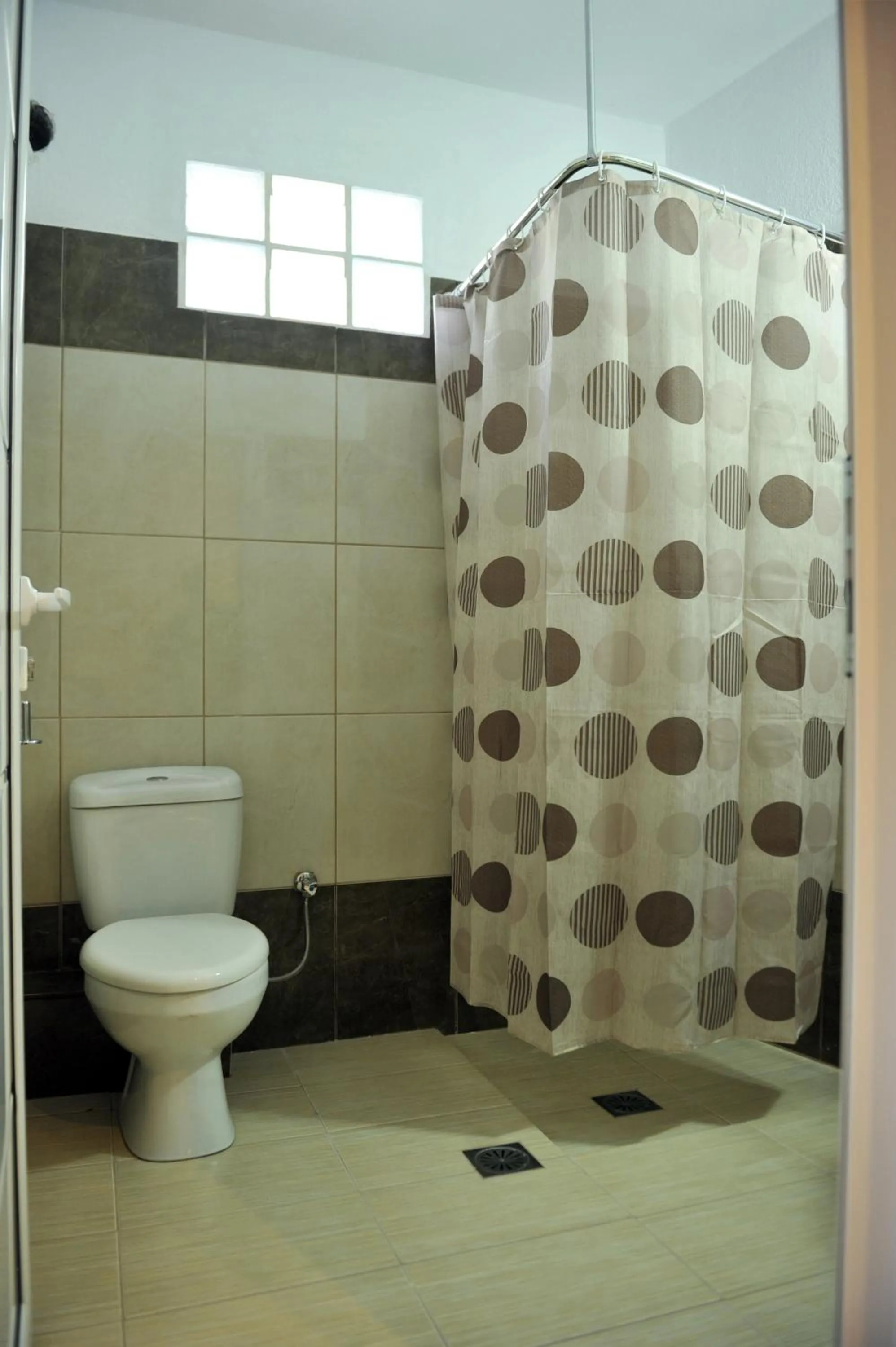 Toilet in Fengeros Village