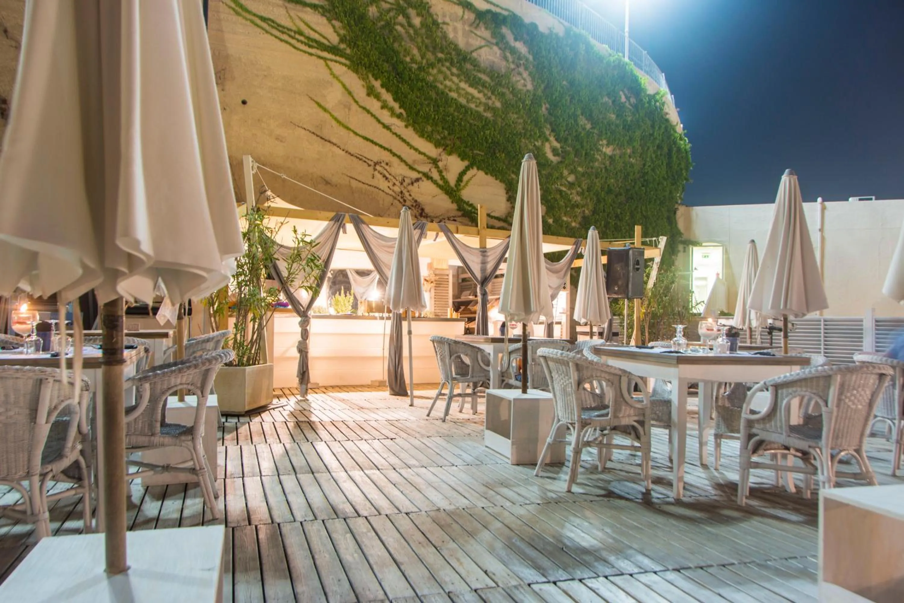 Patio in Hotel La Roccia