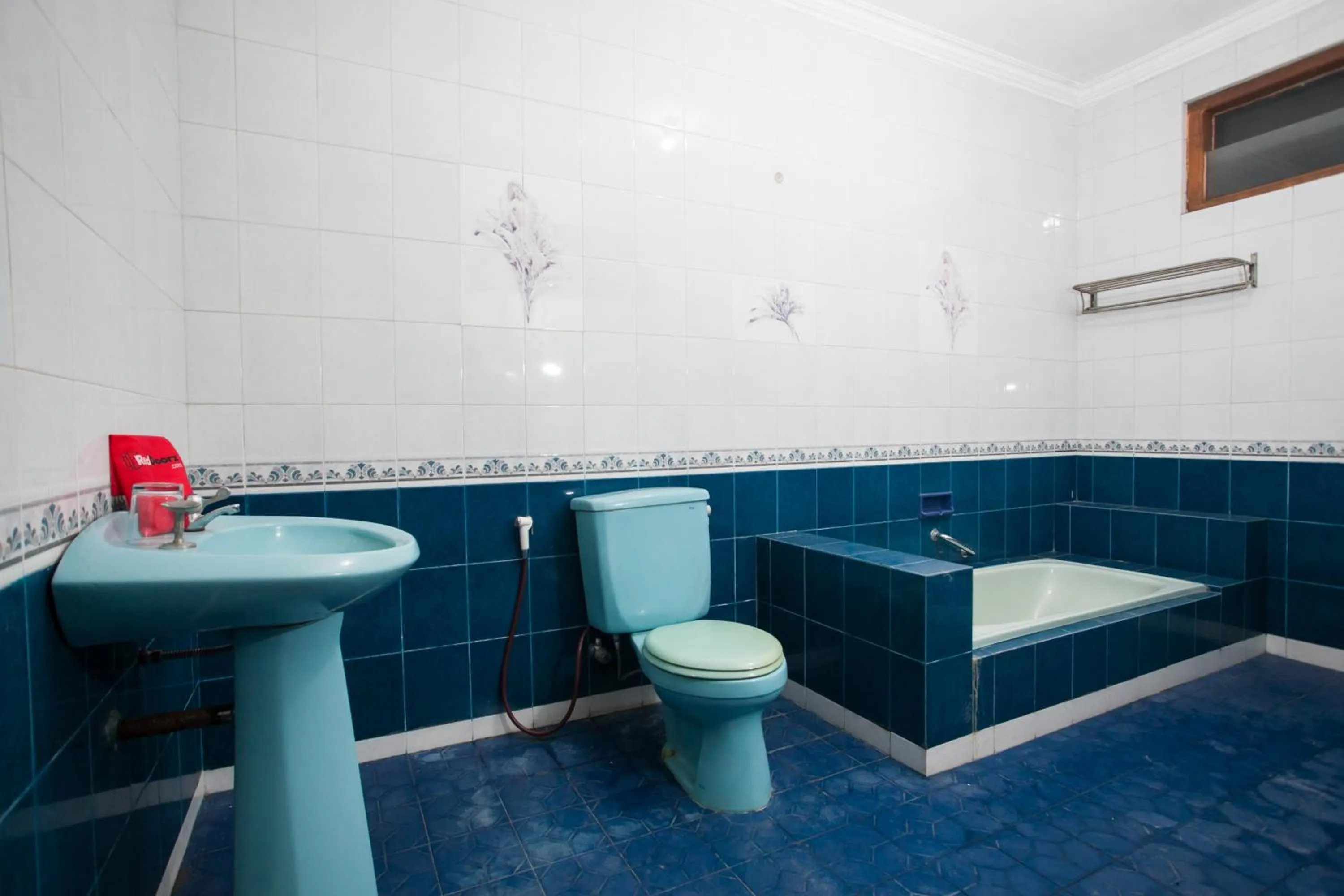 Bathroom in RedDoorz near Brawijaya University