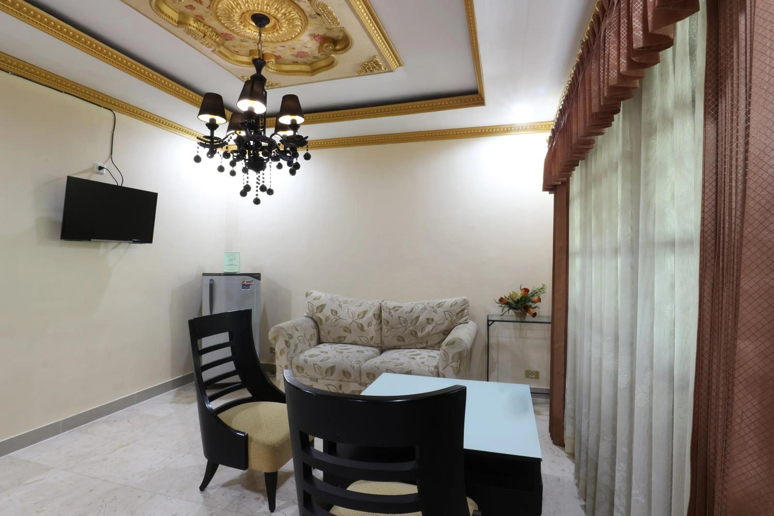 Seating area in Jambrut Inn