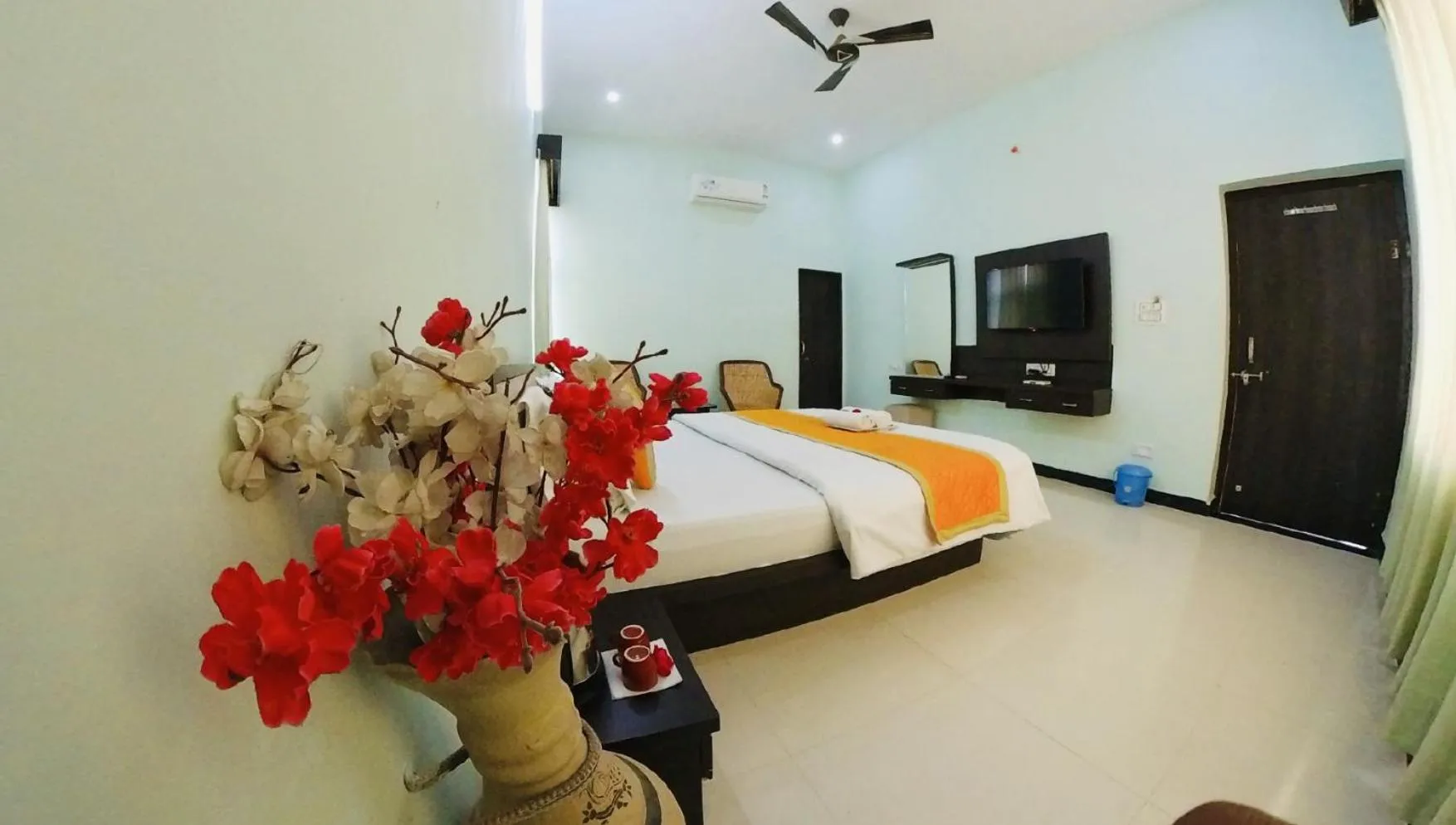 Aravali Hills Resort