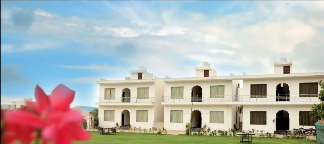 Aravali Hills Resort