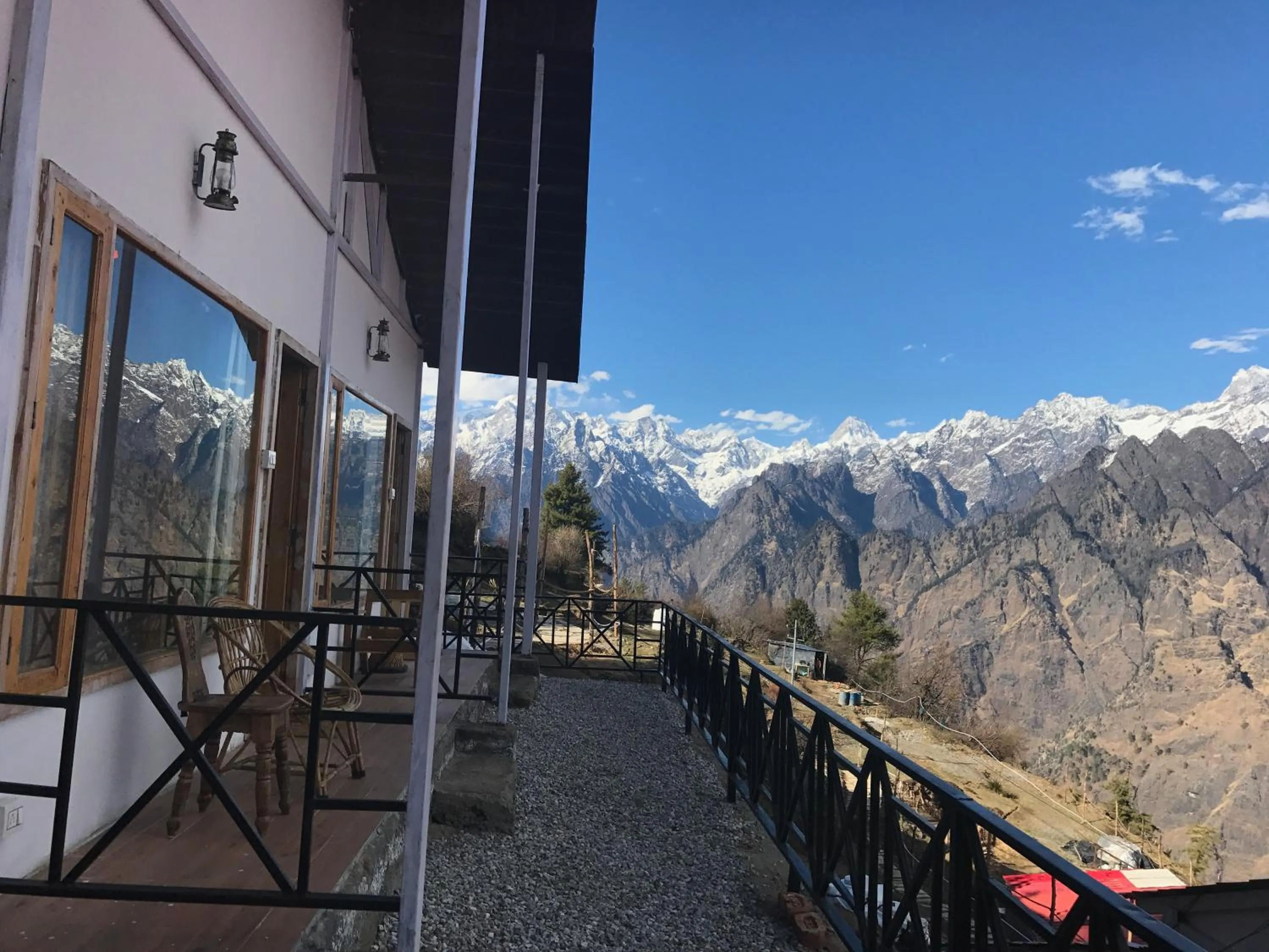 Balcony/Terrace in Mountain Rover Auli Resort