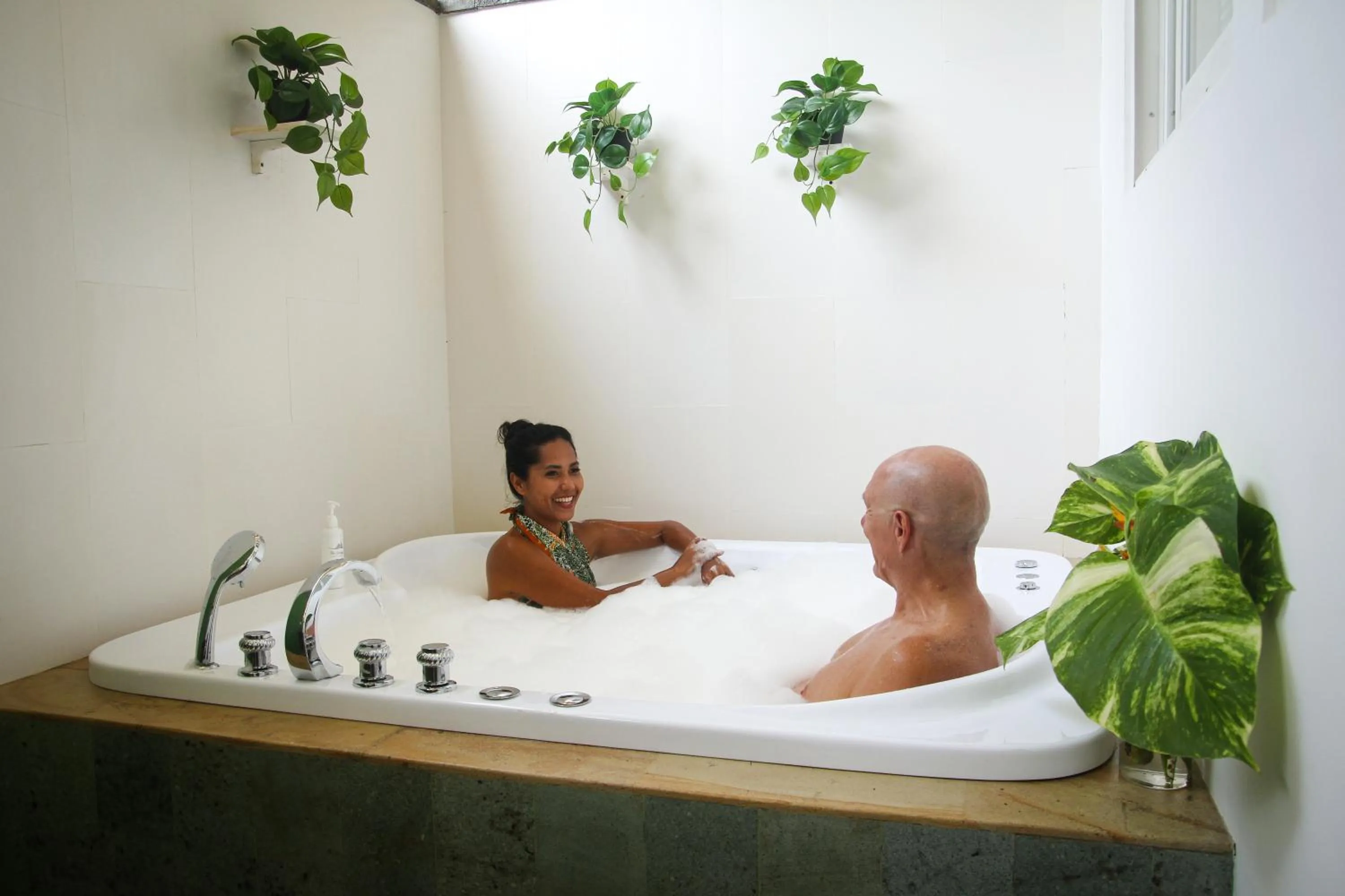 Hot Tub in The Seraya Resort Komodo