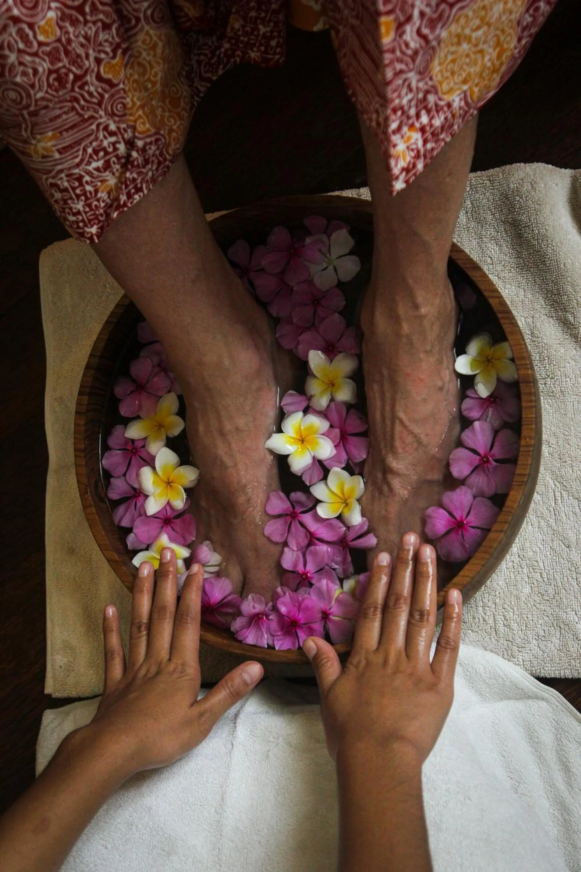 Massage in The Seraya Resort Komodo