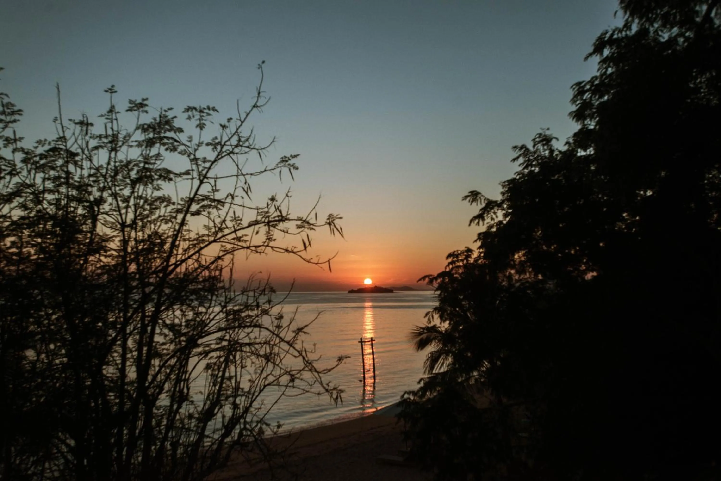 Beach in The Seraya Resort Komodo