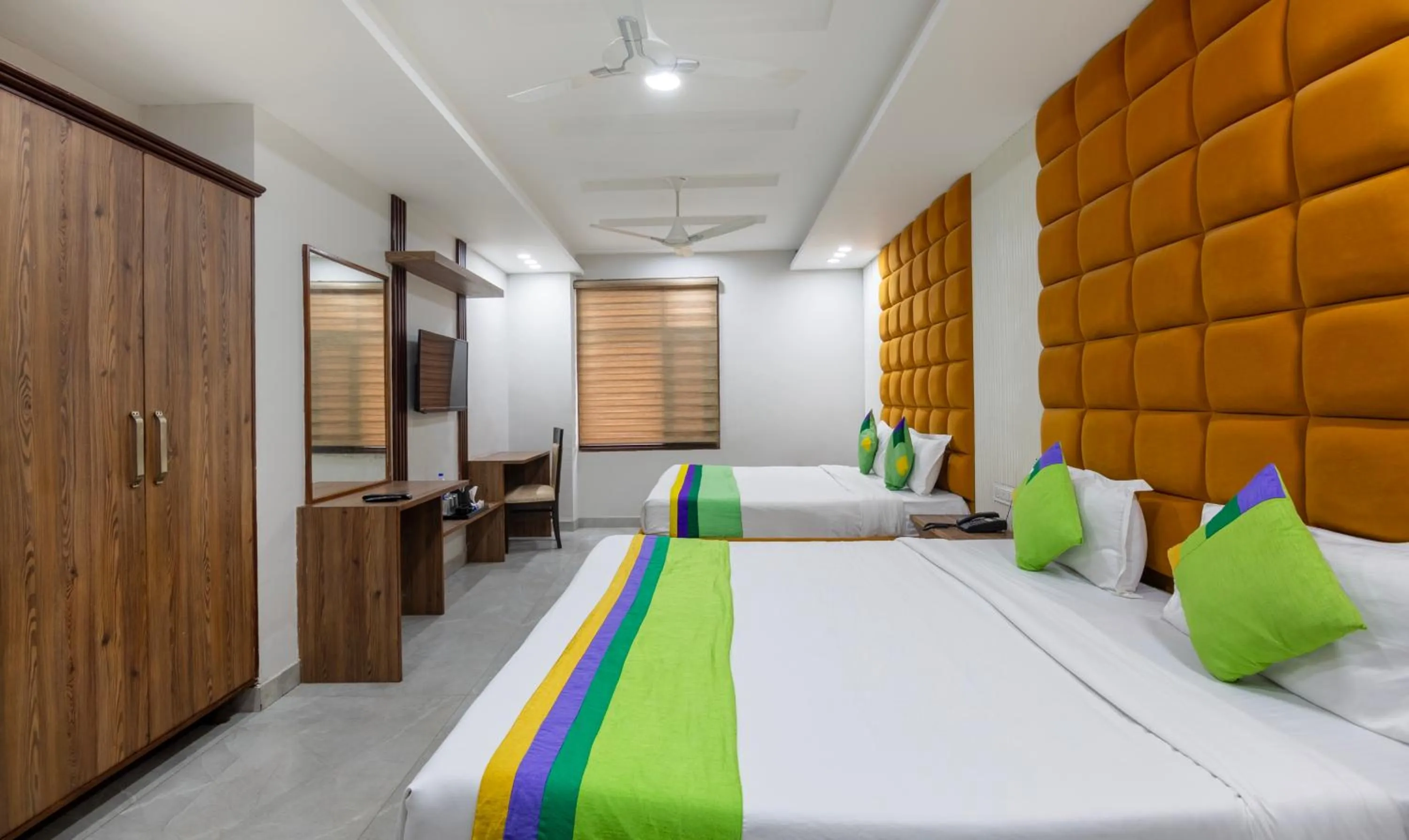 Bedroom, Bed in Treebo JD Residency Mohali