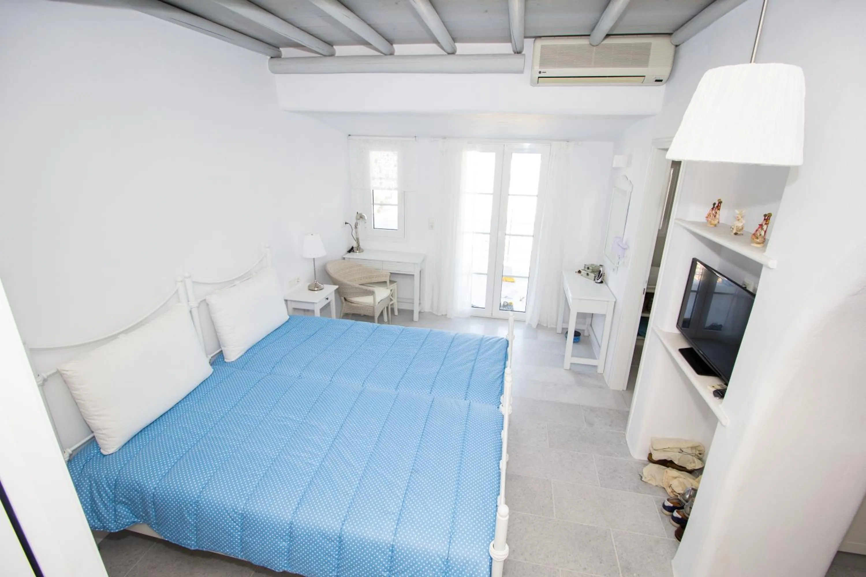 Bedroom, Bed in Aspasia Luxury Apartments