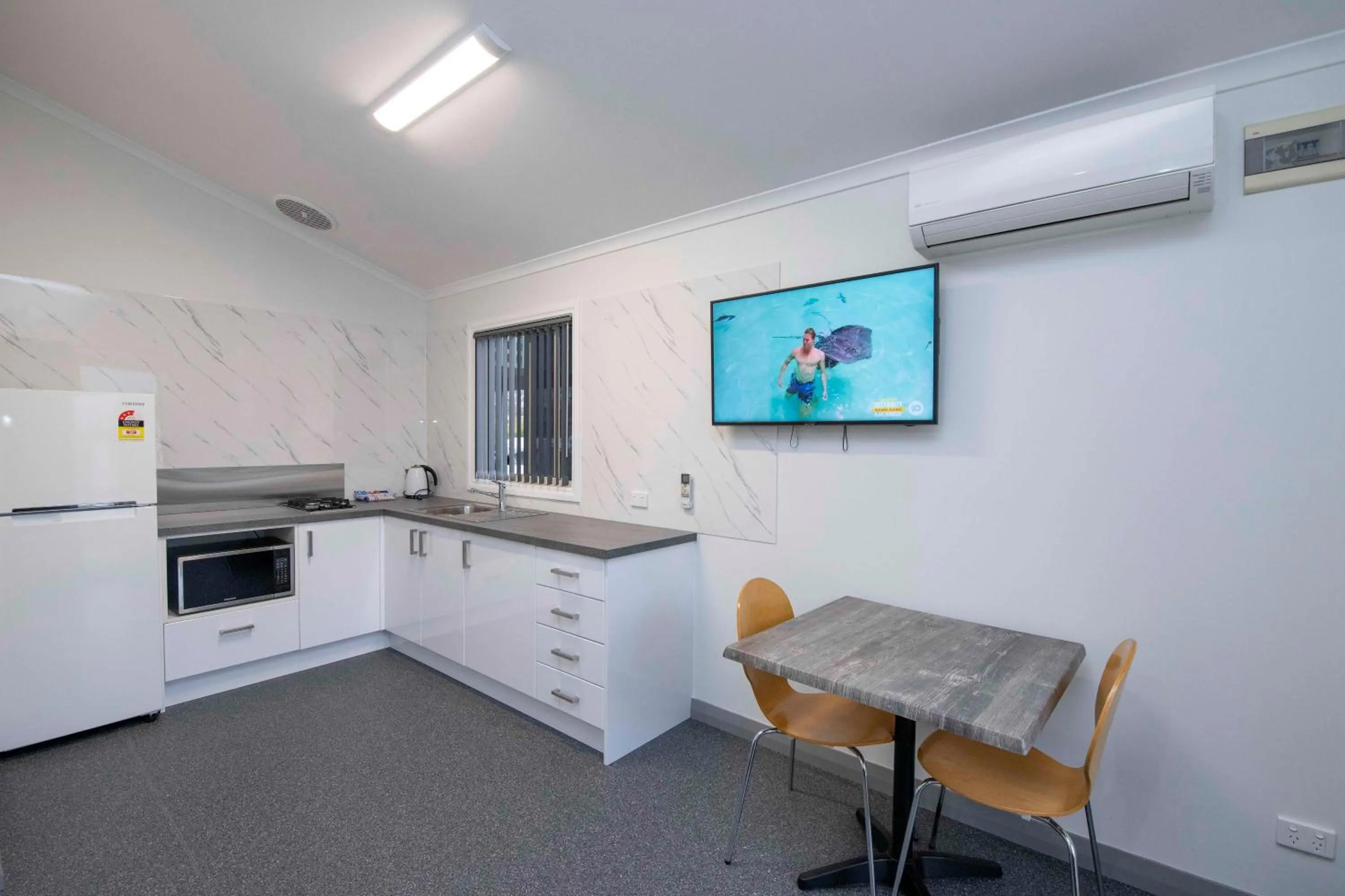 Kitchen or kitchenette in Karrinyup Waters Resort