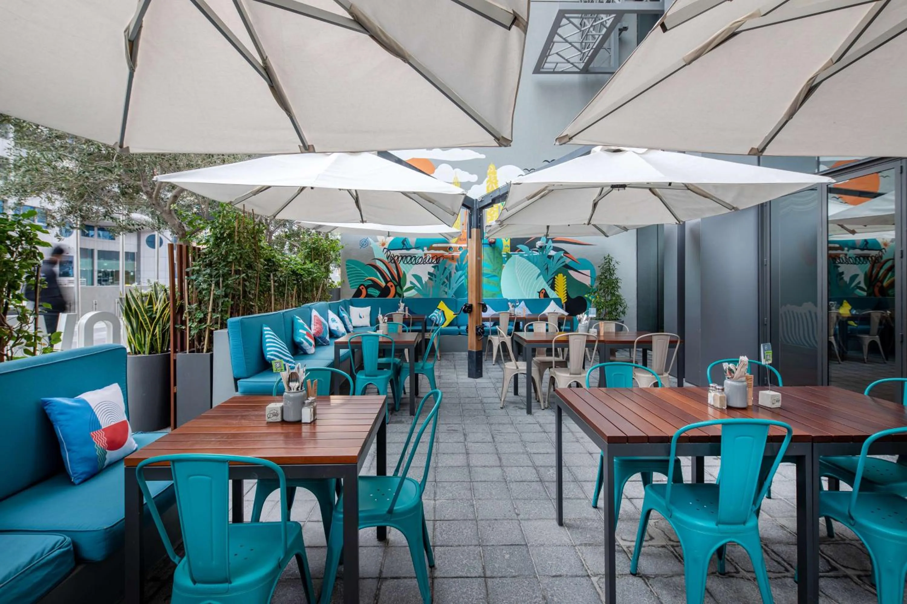 Property building in Rove Dubai Marina