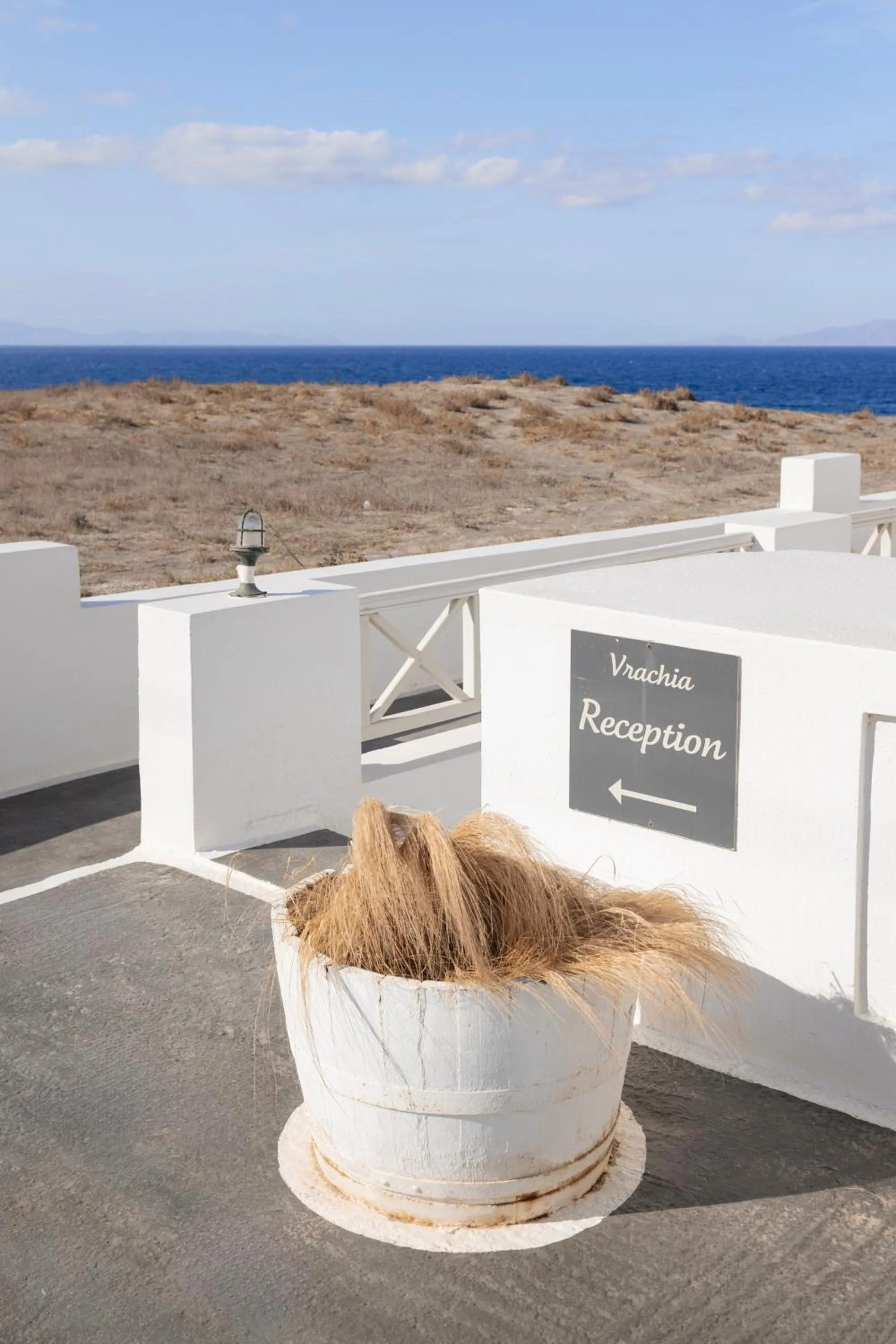 Facade/entrance in Vrachia Studios & Apartments