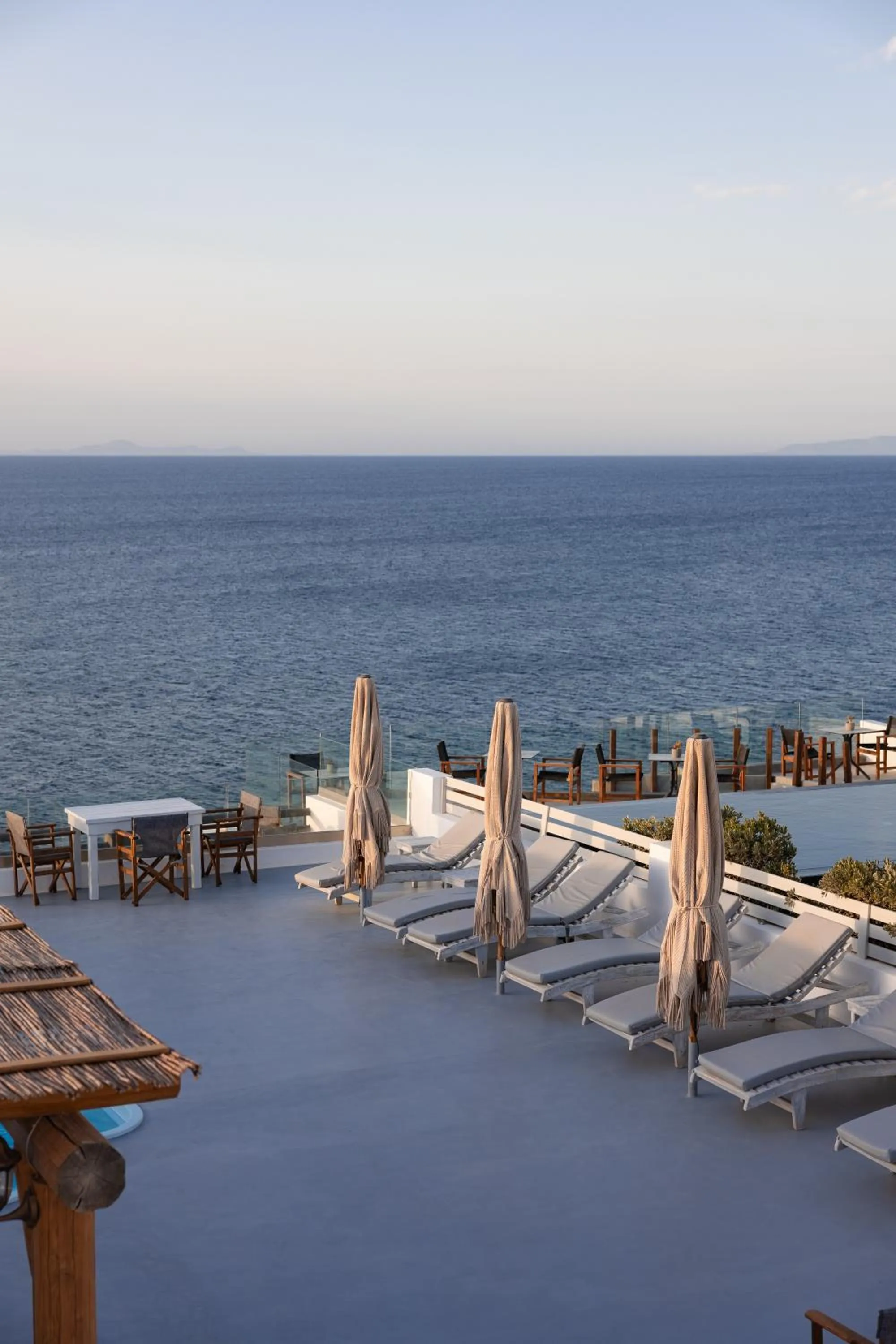 Vrachia Studios & Apartments