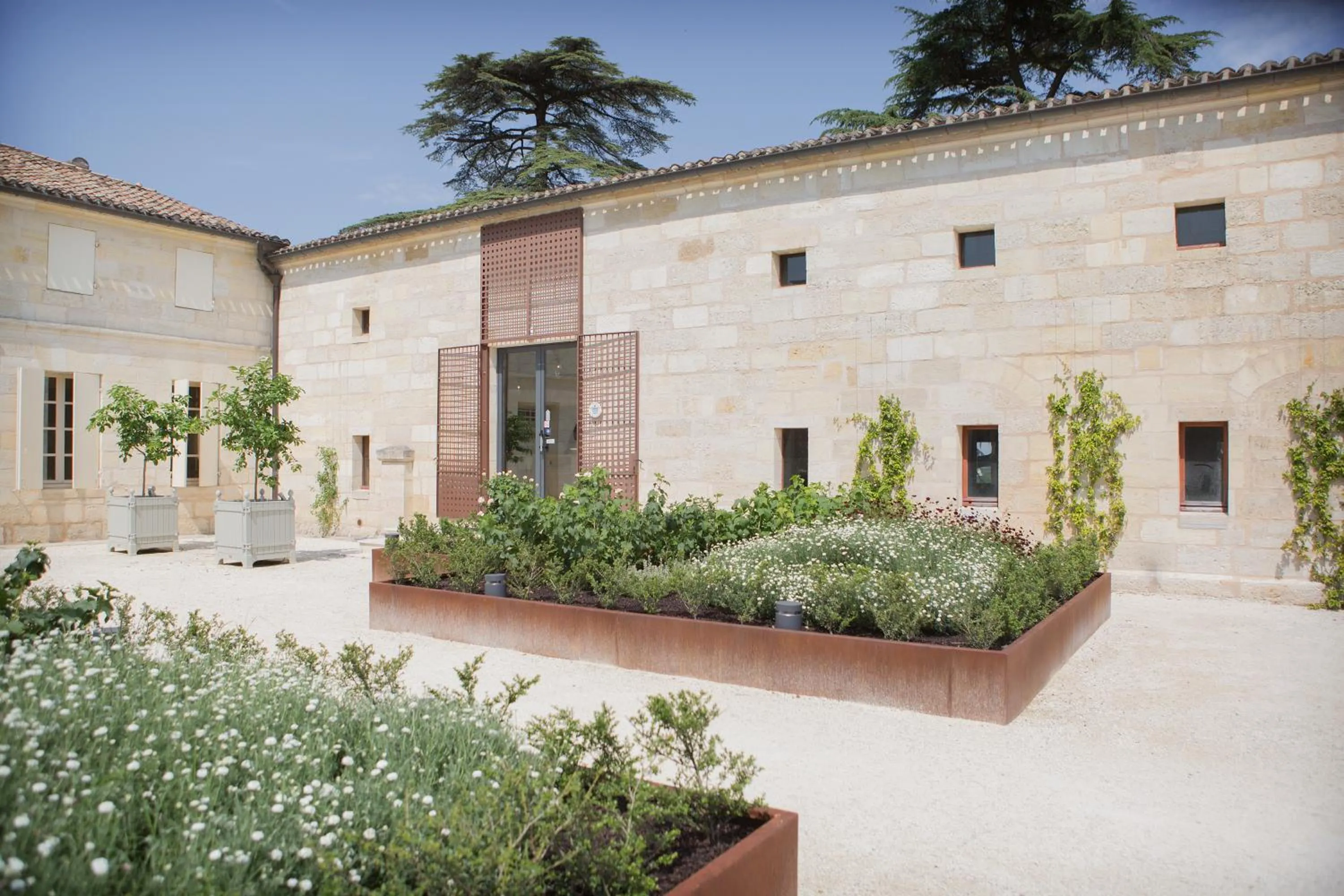 Property building in Le Relais de Franc Mayne Saint Emilion