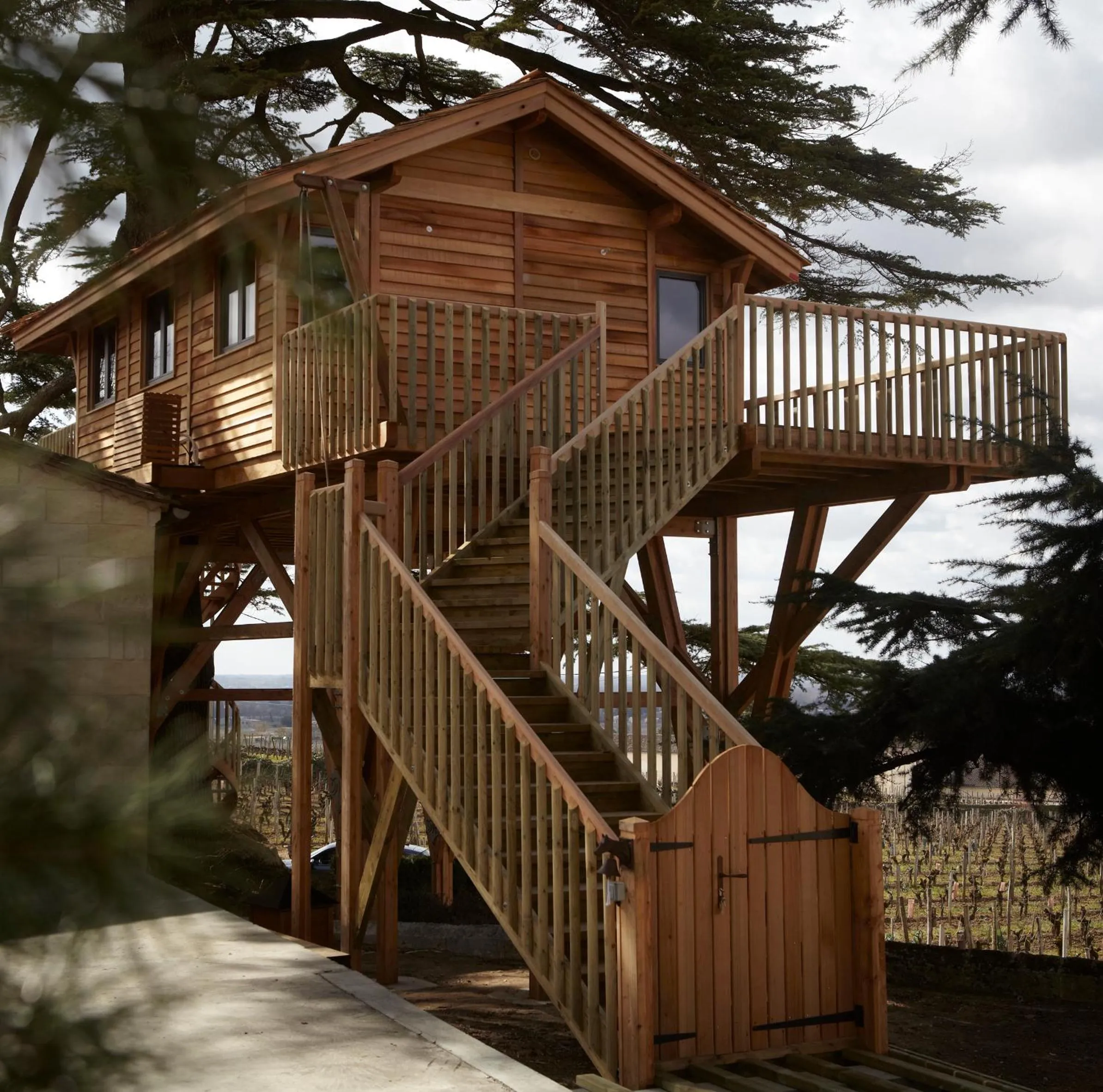 Facade/entrance in Le Relais de Franc Mayne Saint Emilion
