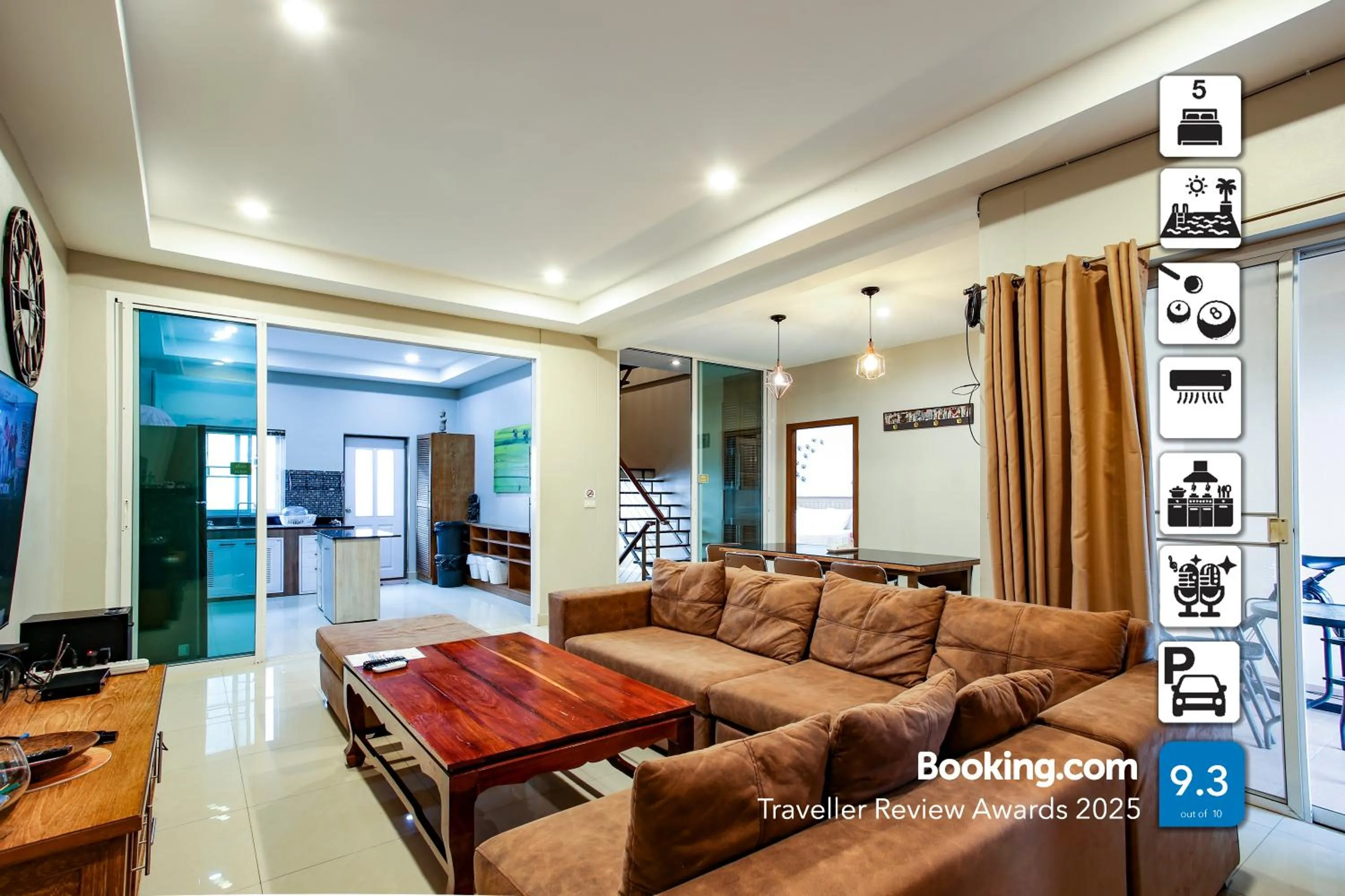 Living room in Thepprasit Cosy