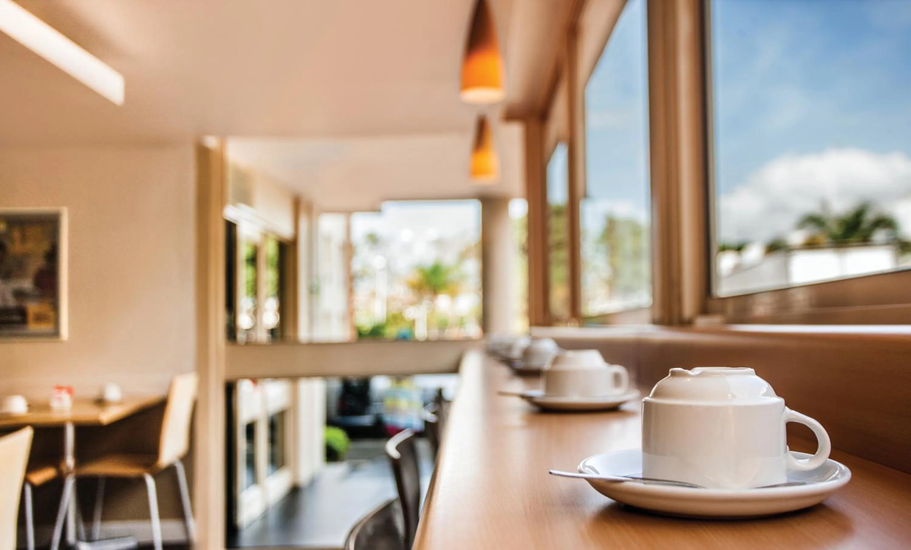 Coffee/tea facilities in SUN1 O.R.TAMBO