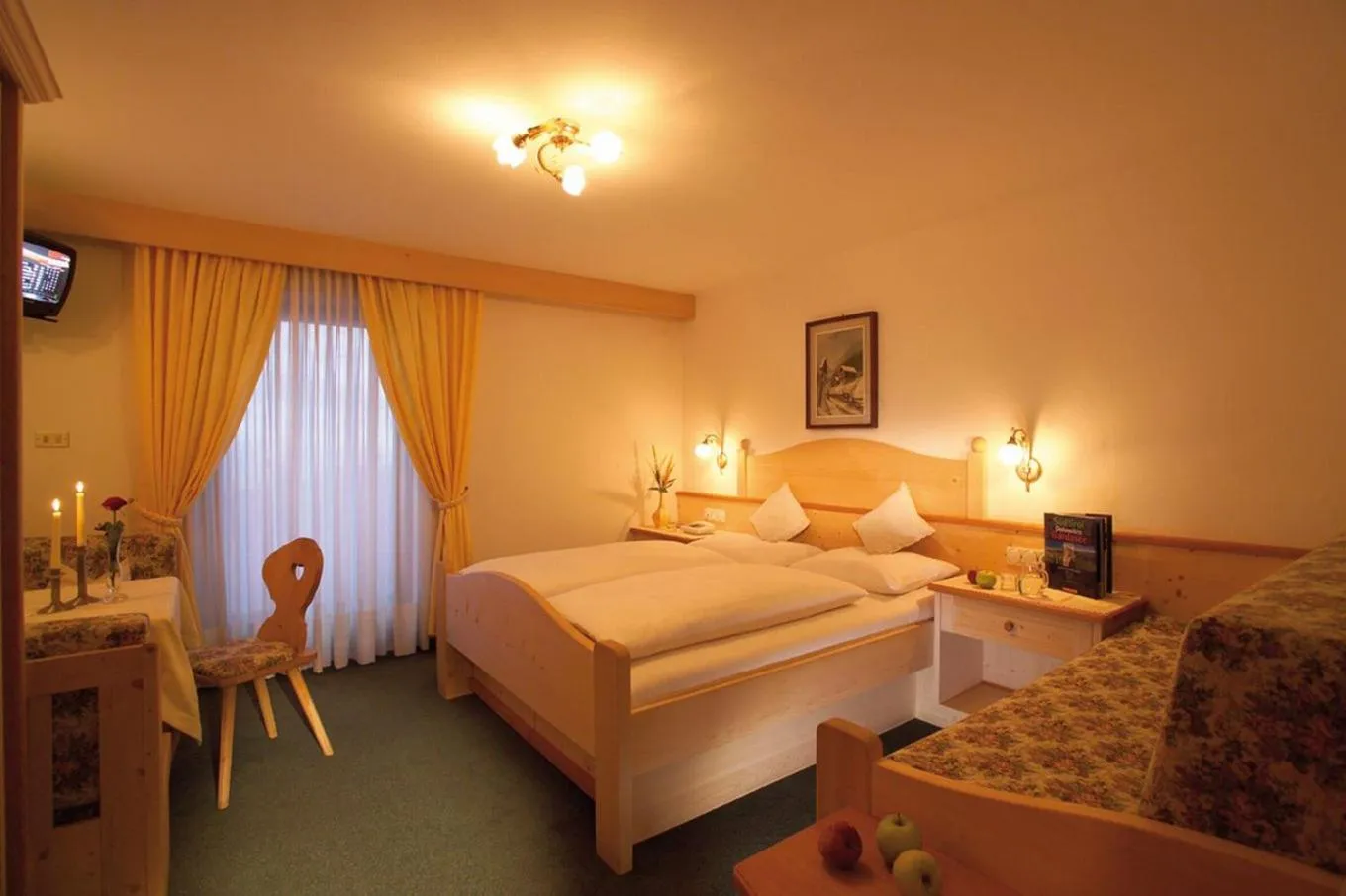 Photo of the whole room, Bed in Berglandhotel Untertheimerhof