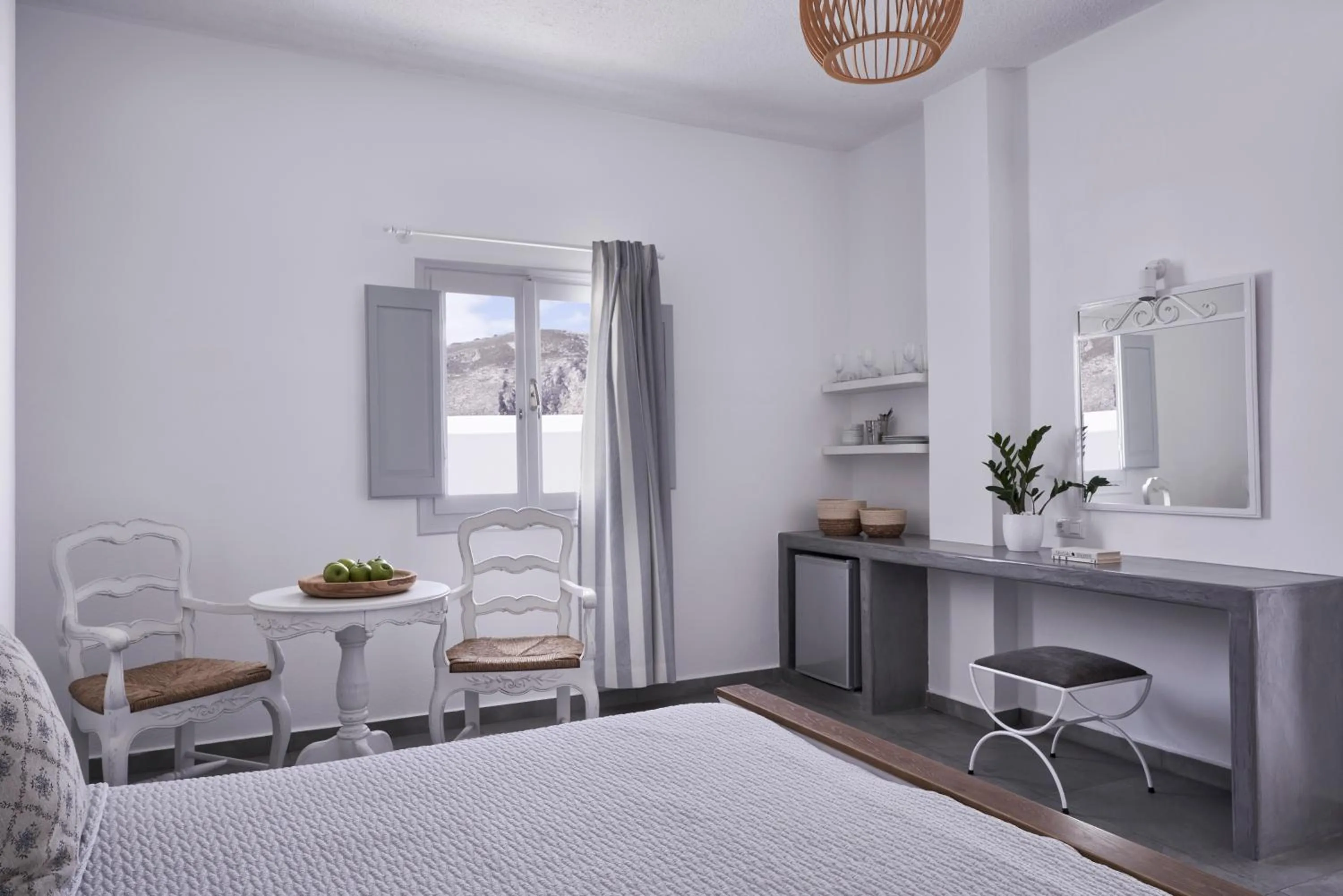 Bedroom, Bed in Makris Beach Hotel