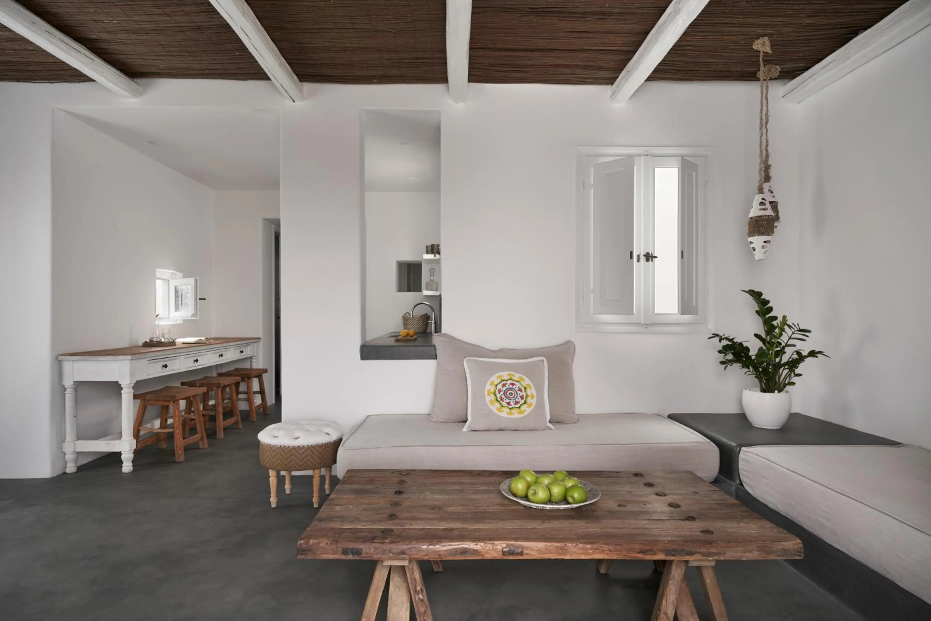 Living room in Makris Beach Hotel