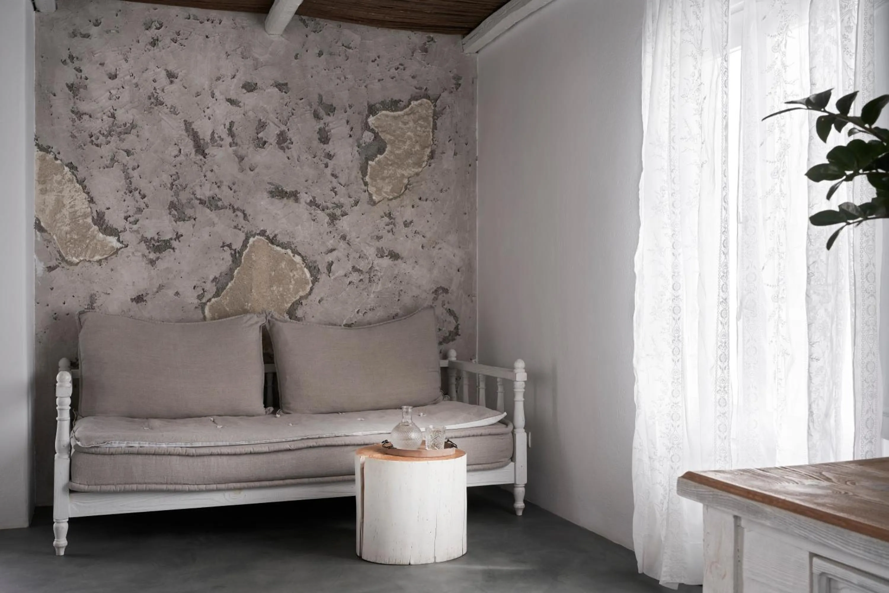 Living room in Makris Beach Hotel