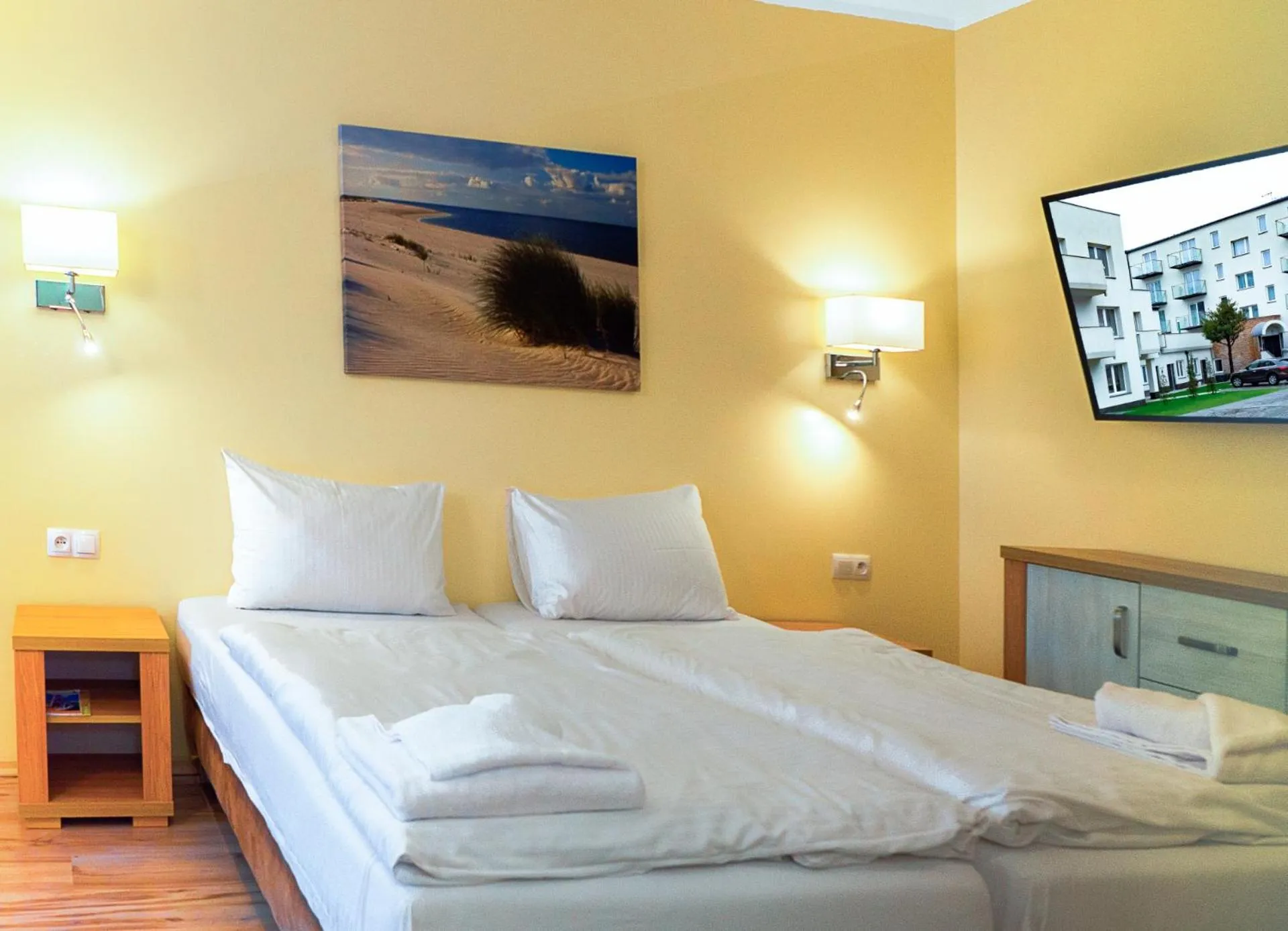 Bed in Lazur Apartamenty