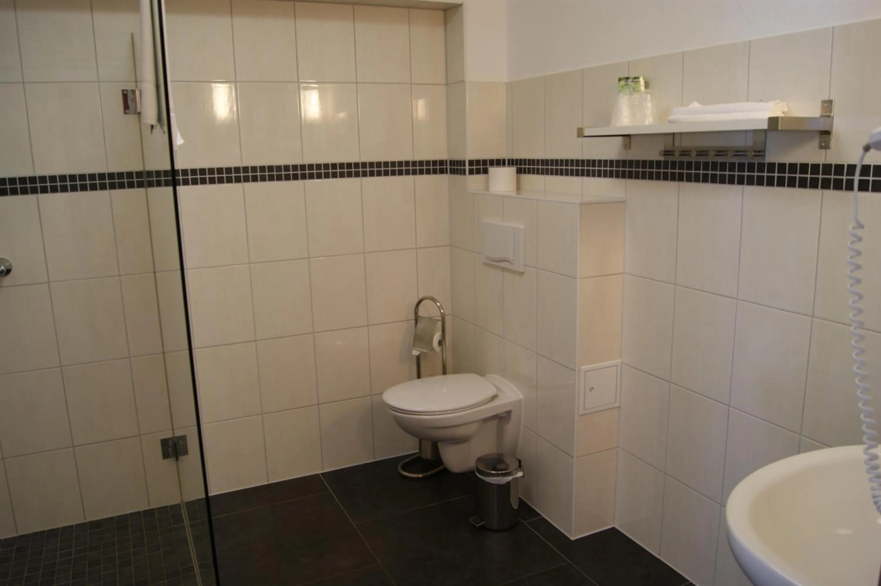 Bathroom in Hotel Pension Bellevue