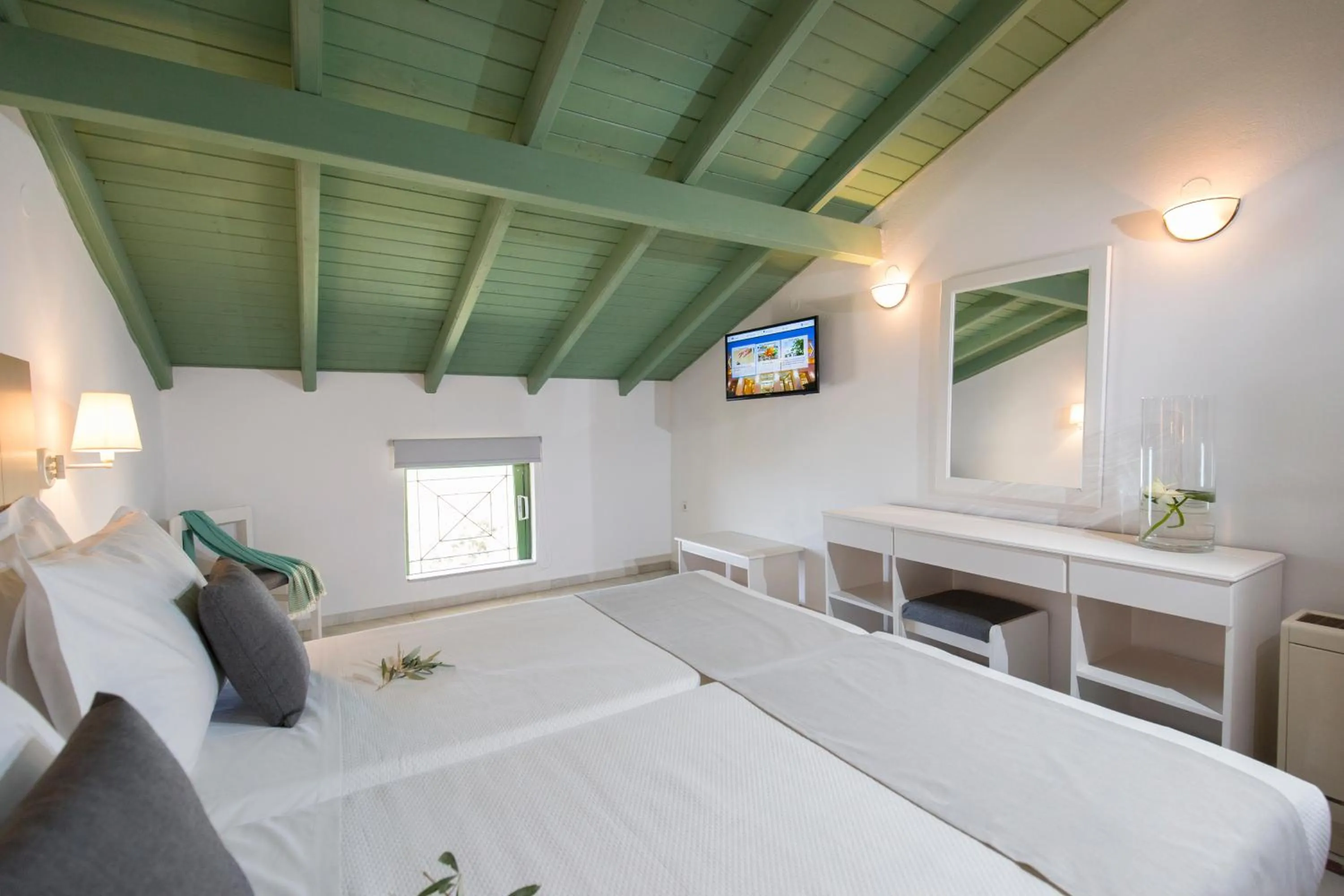 Family in Samaina Inn