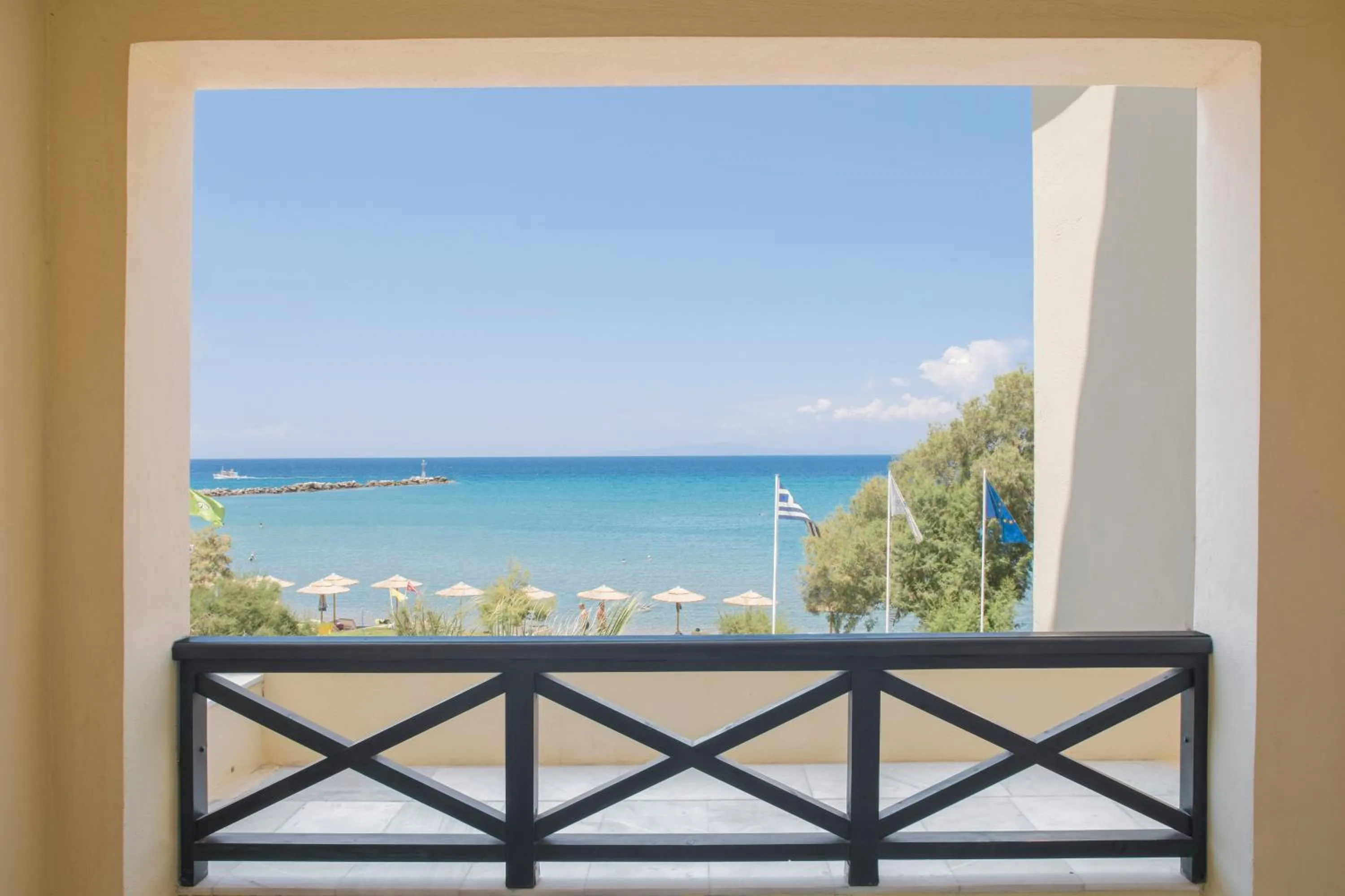 Sea view in Samaina Inn