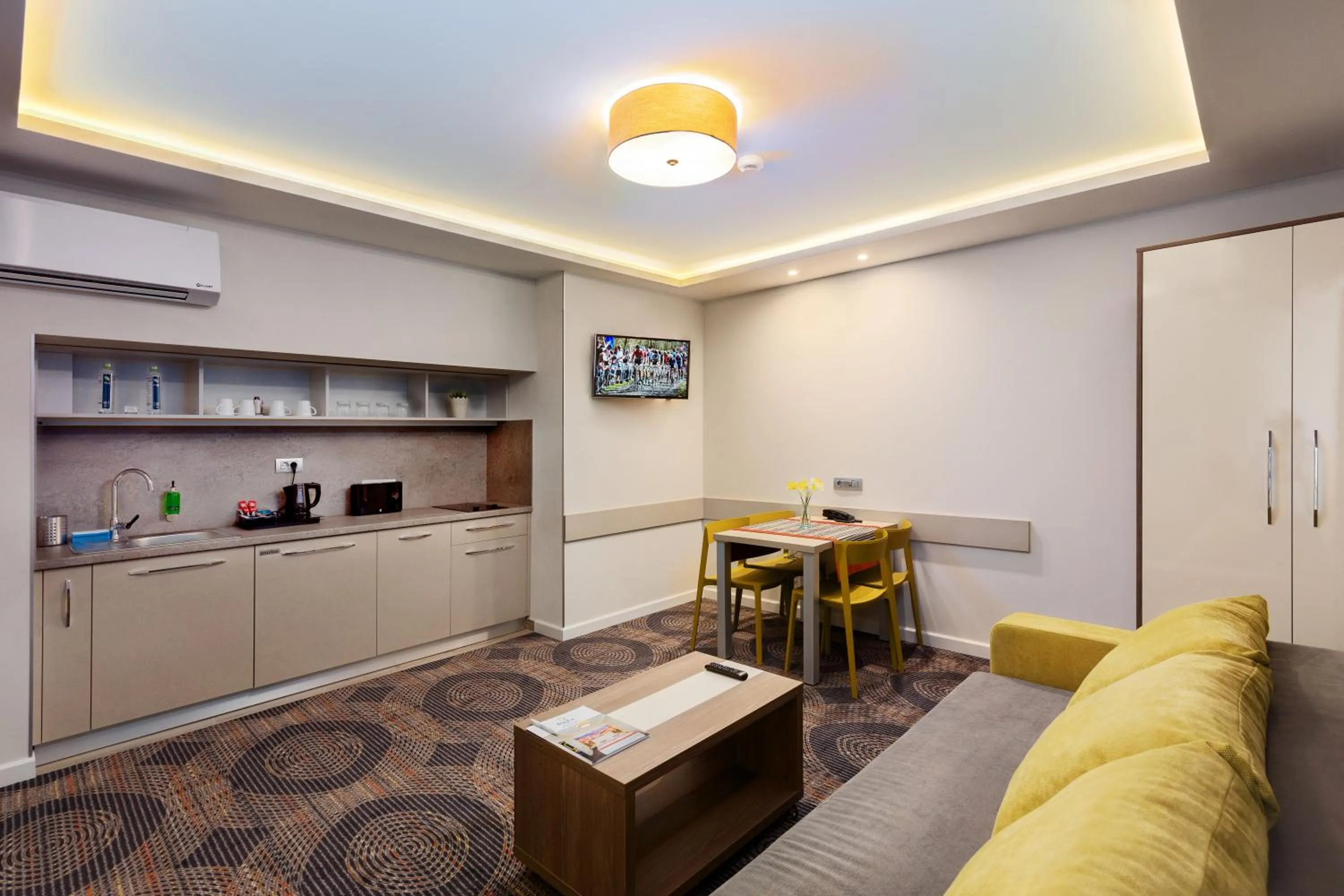 Living room in Plaza35